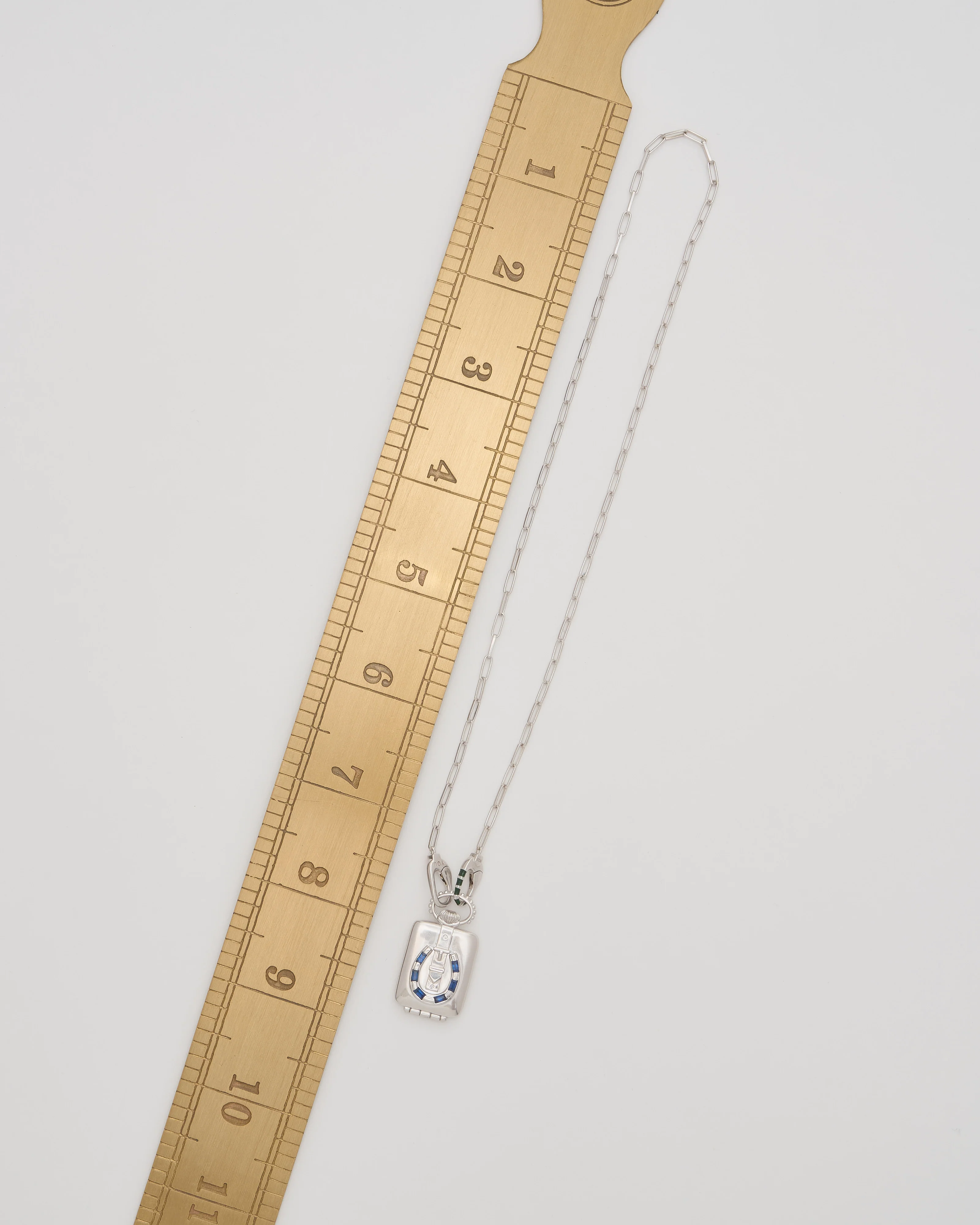 the ace vault (ss) w/ silver paperclip chain - Image 9