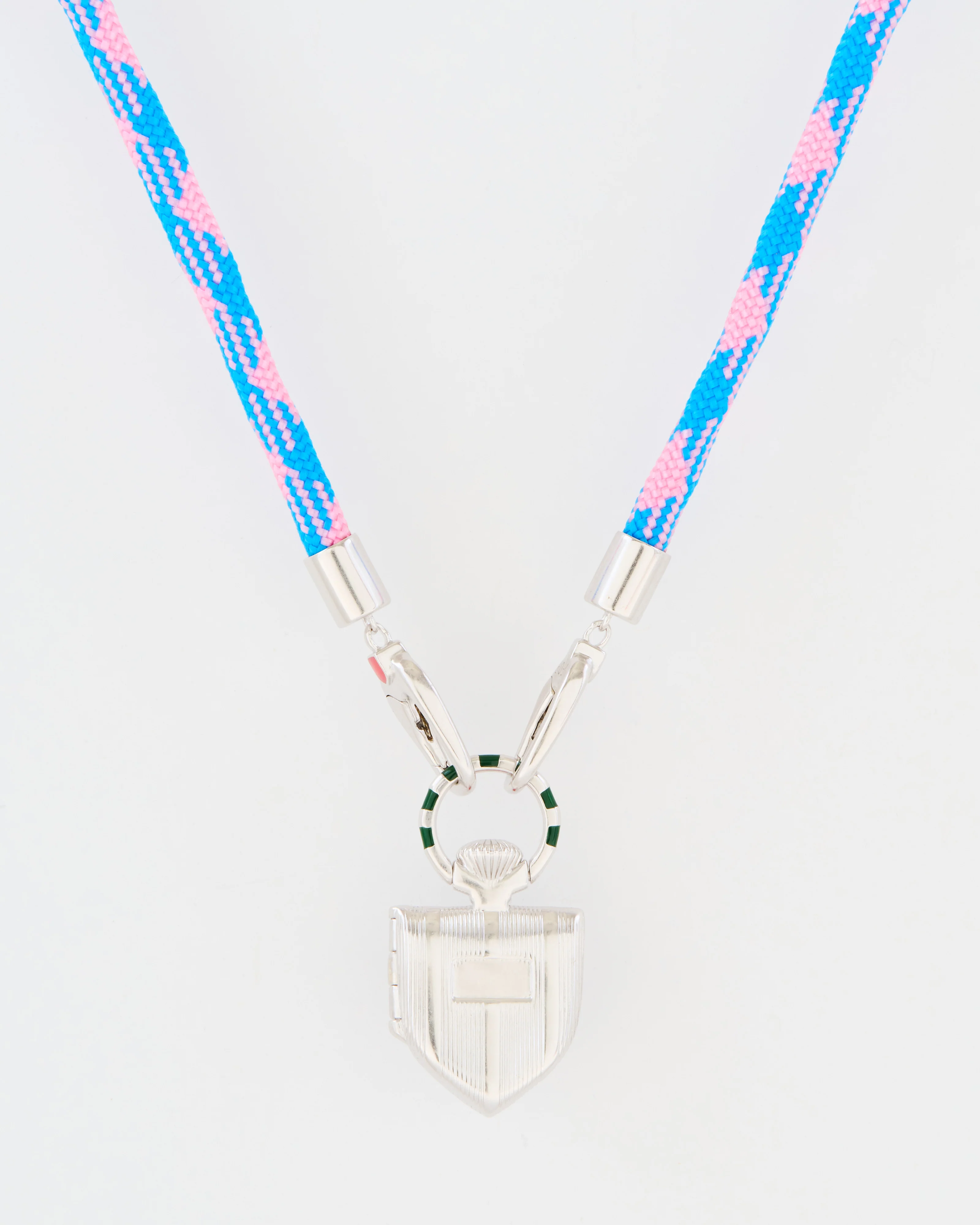 the curiouser vault (ss) w/ seafarer bold cord - Image 3