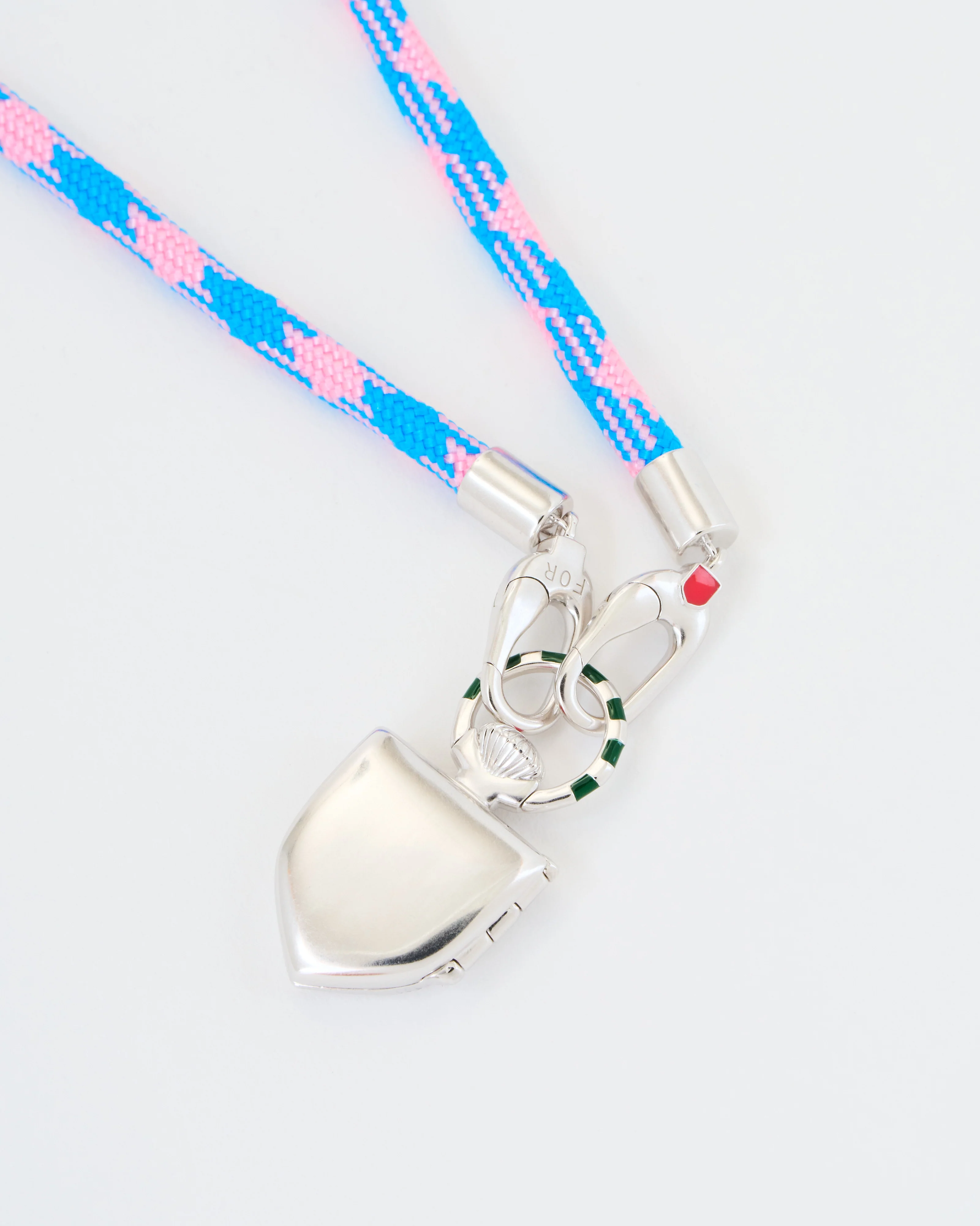 the curiouser vault (ss) w/ seafarer bold cord - Image 6