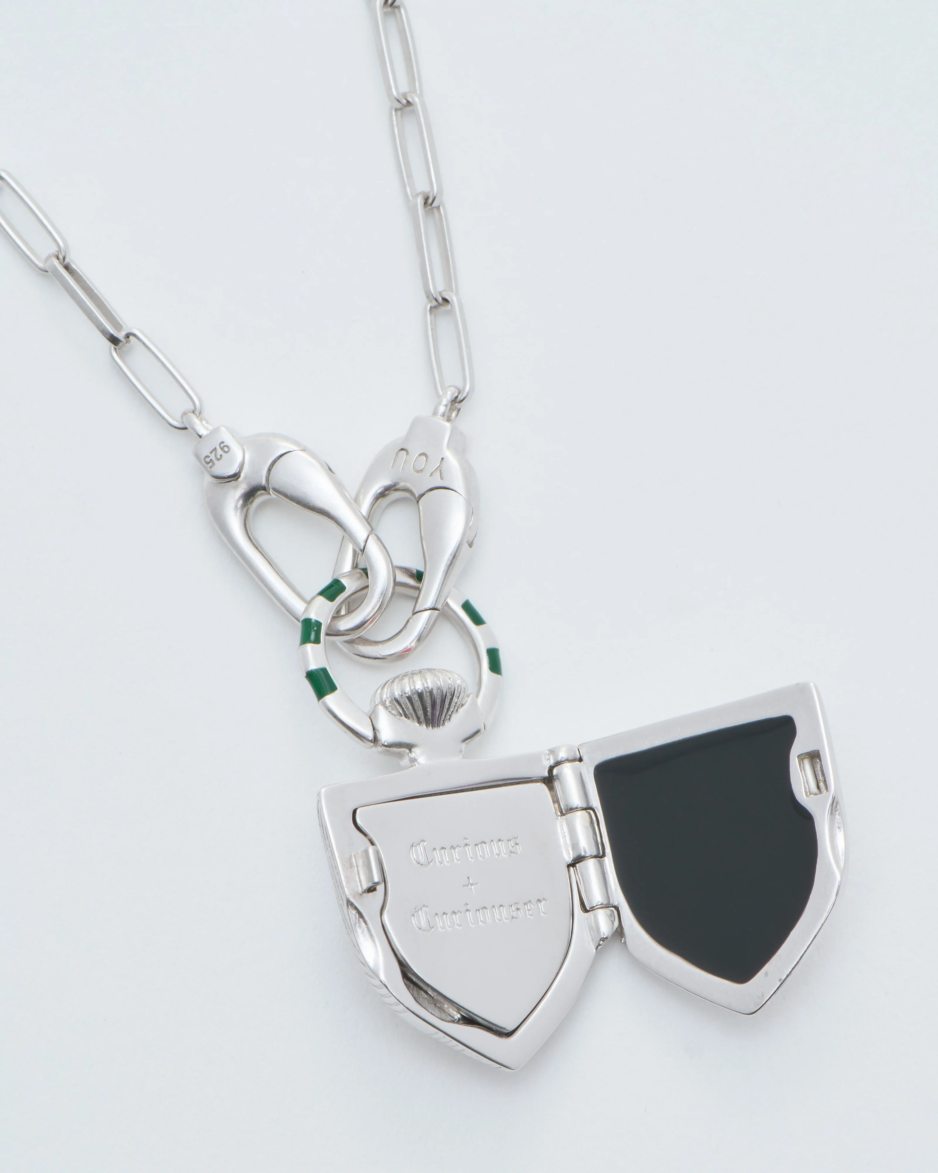 the curiouser vault (ss) w/ silver paperclip chain - Image 6