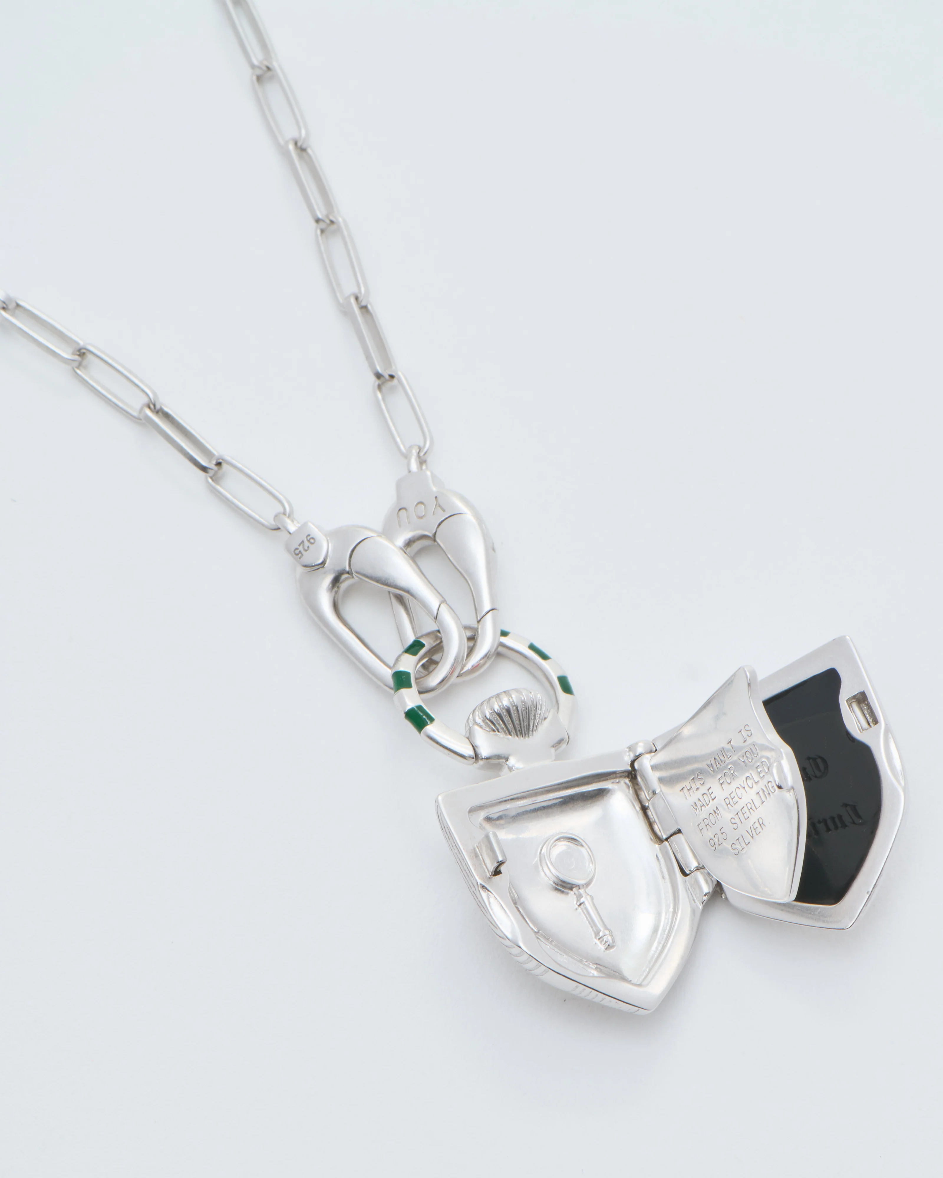 the curiouser vault (ss) w/ silver paperclip chain - Image 7