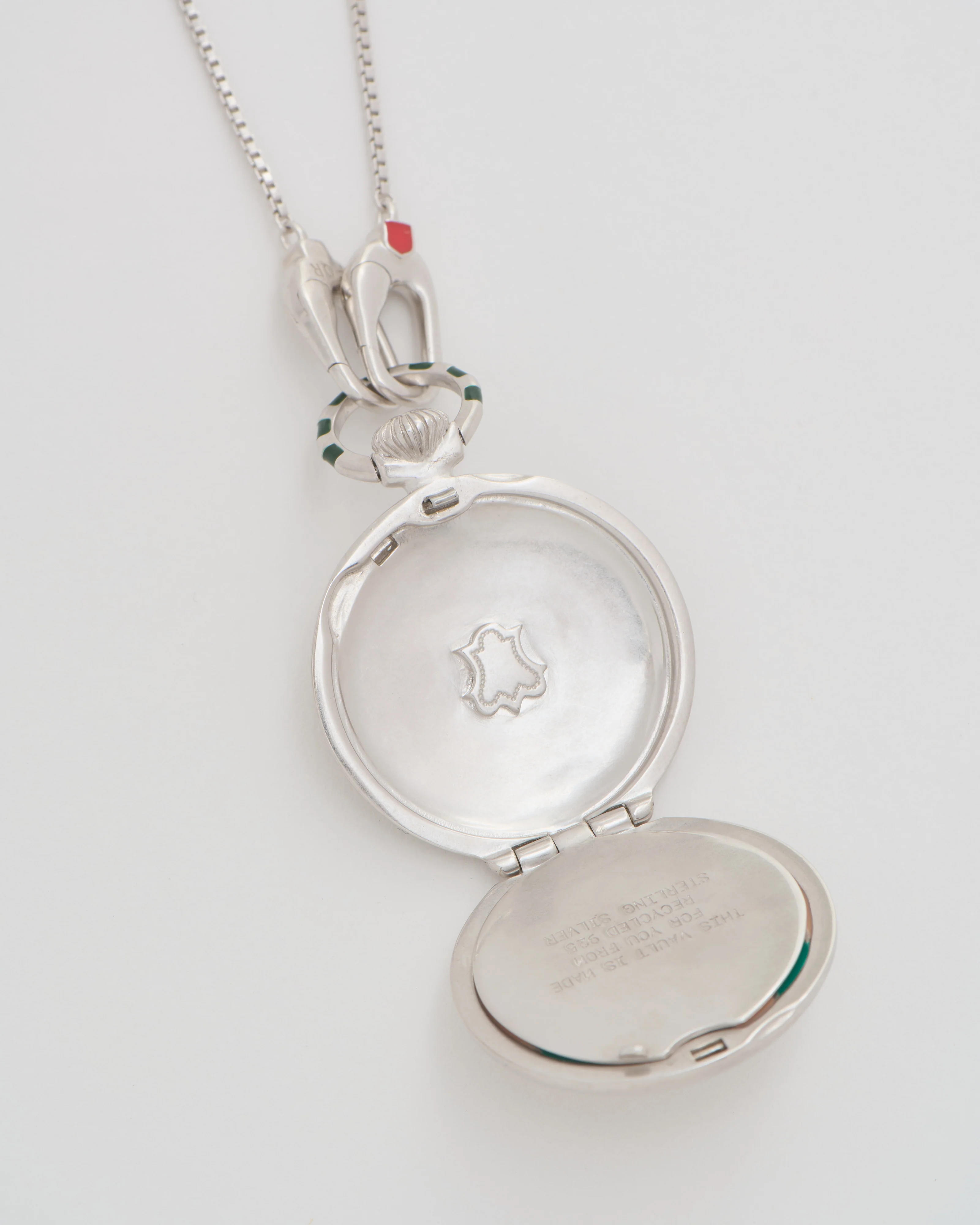 the endeavor vault (ss) w/ silver box lite chain - Image 5