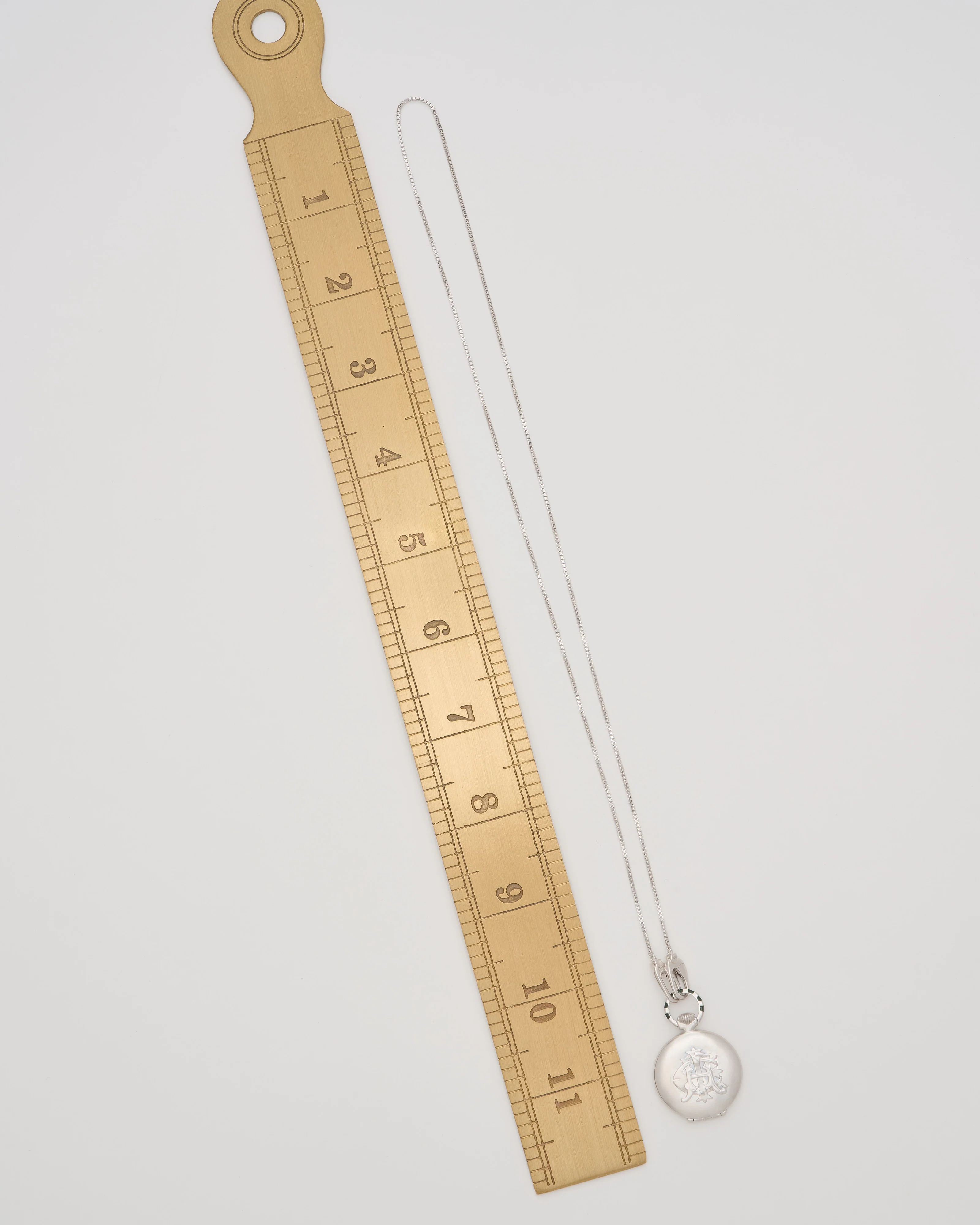 the endeavor vault (ss) w/ silver box lite chain - Image 9