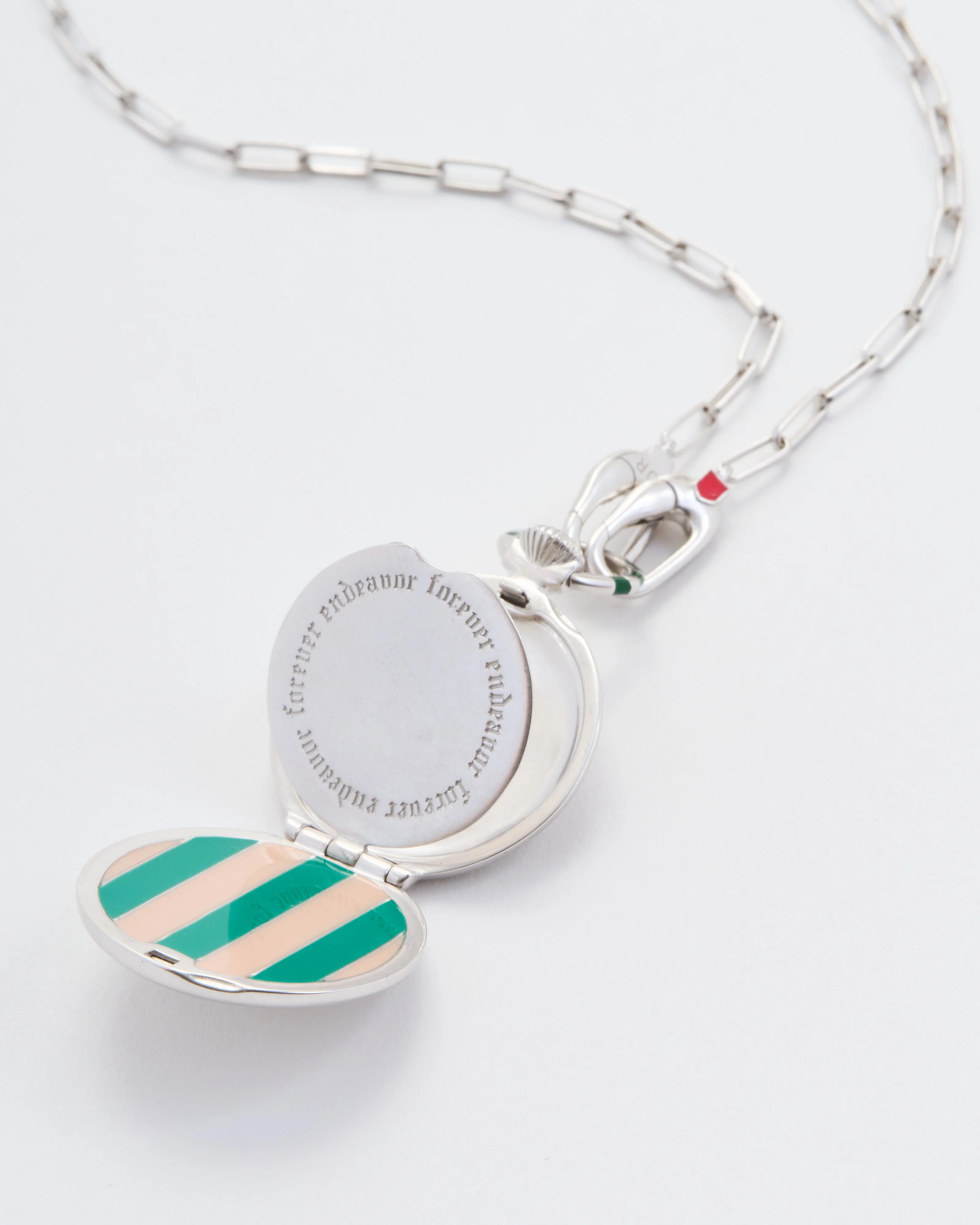 the endeavor vault (ss) w/ silver paperclip chain - Image 7