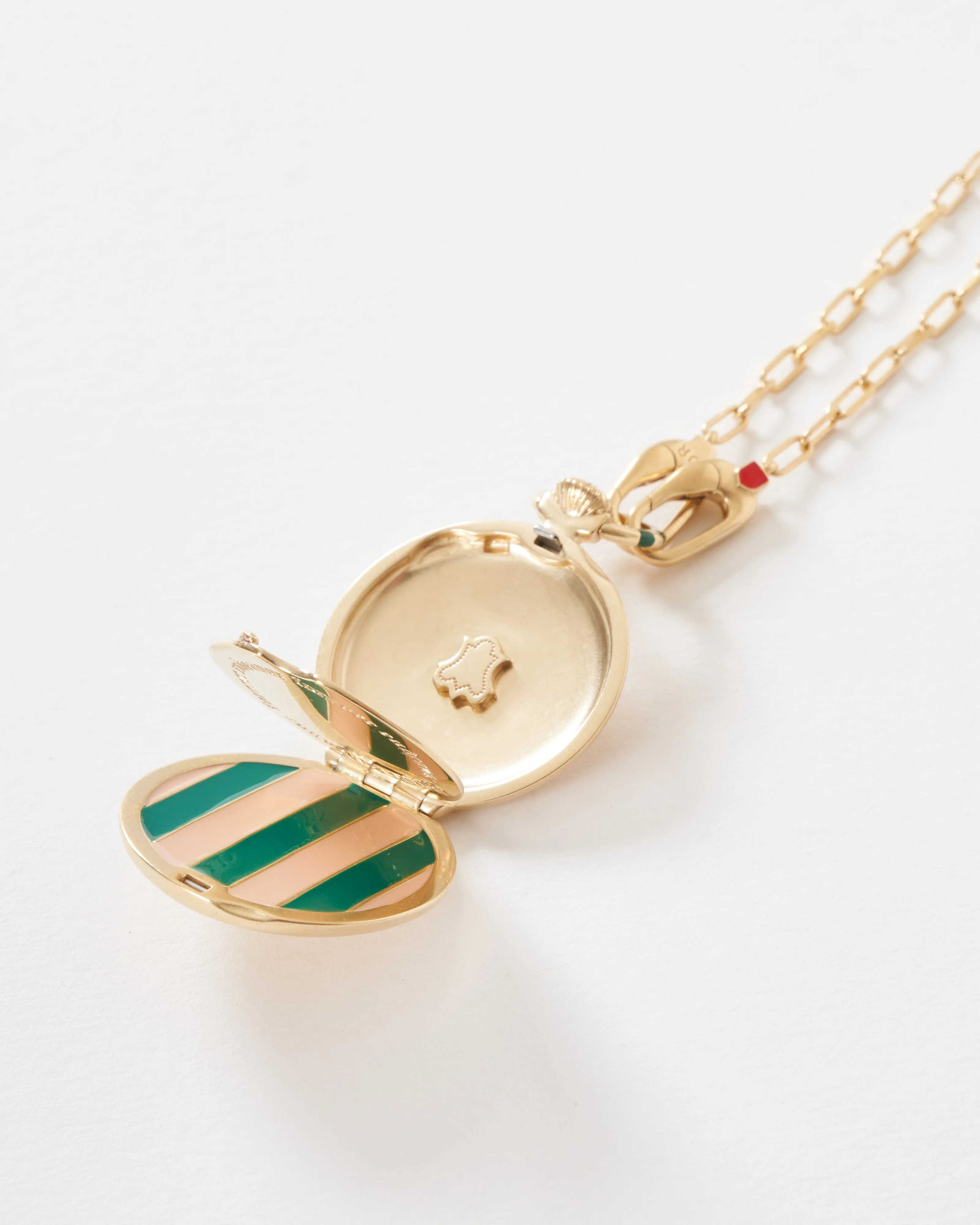 the endeavor vault w/ 14k paperclip chain - Image 4