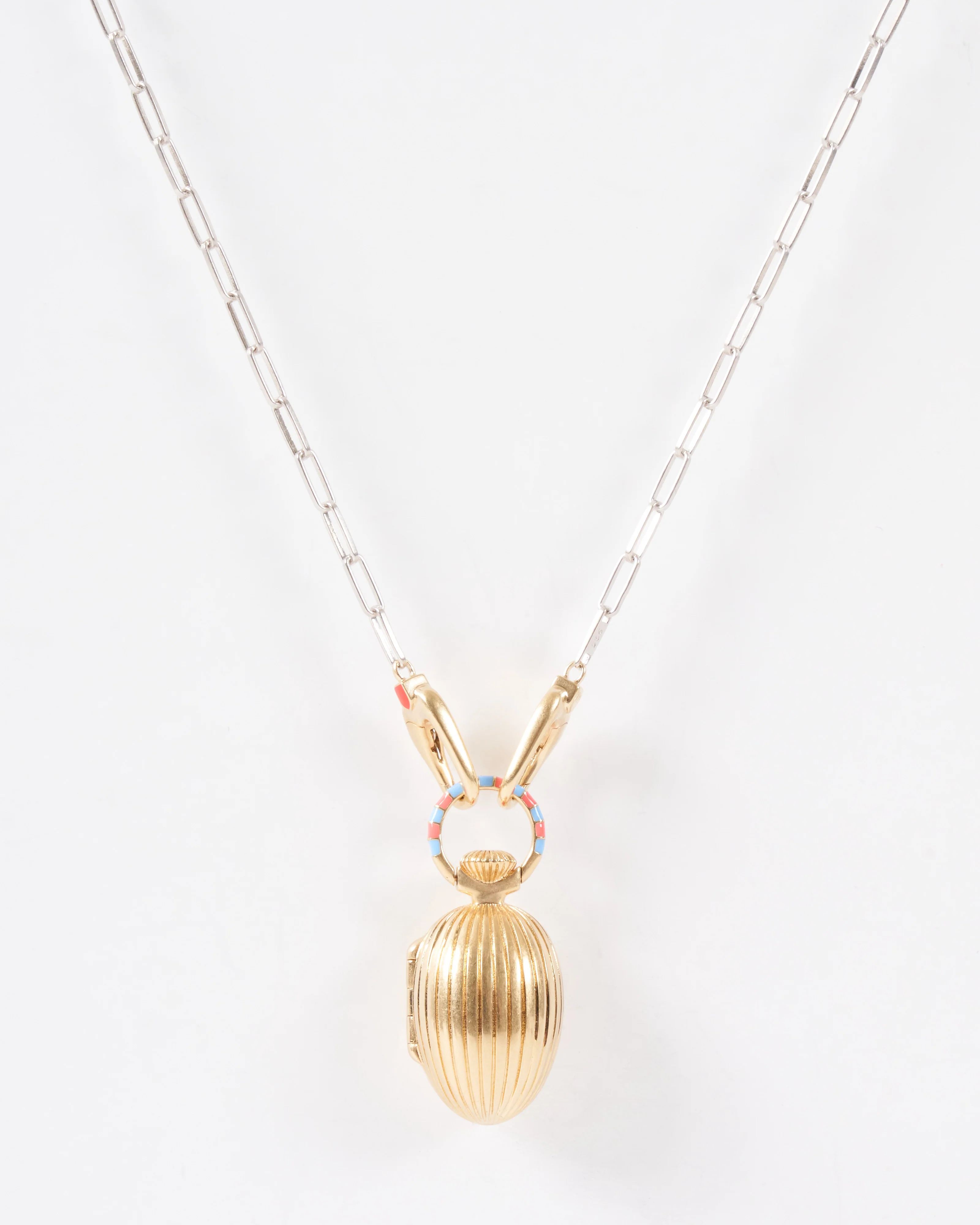 the good vault w/ silver paperclip chain - Image 3