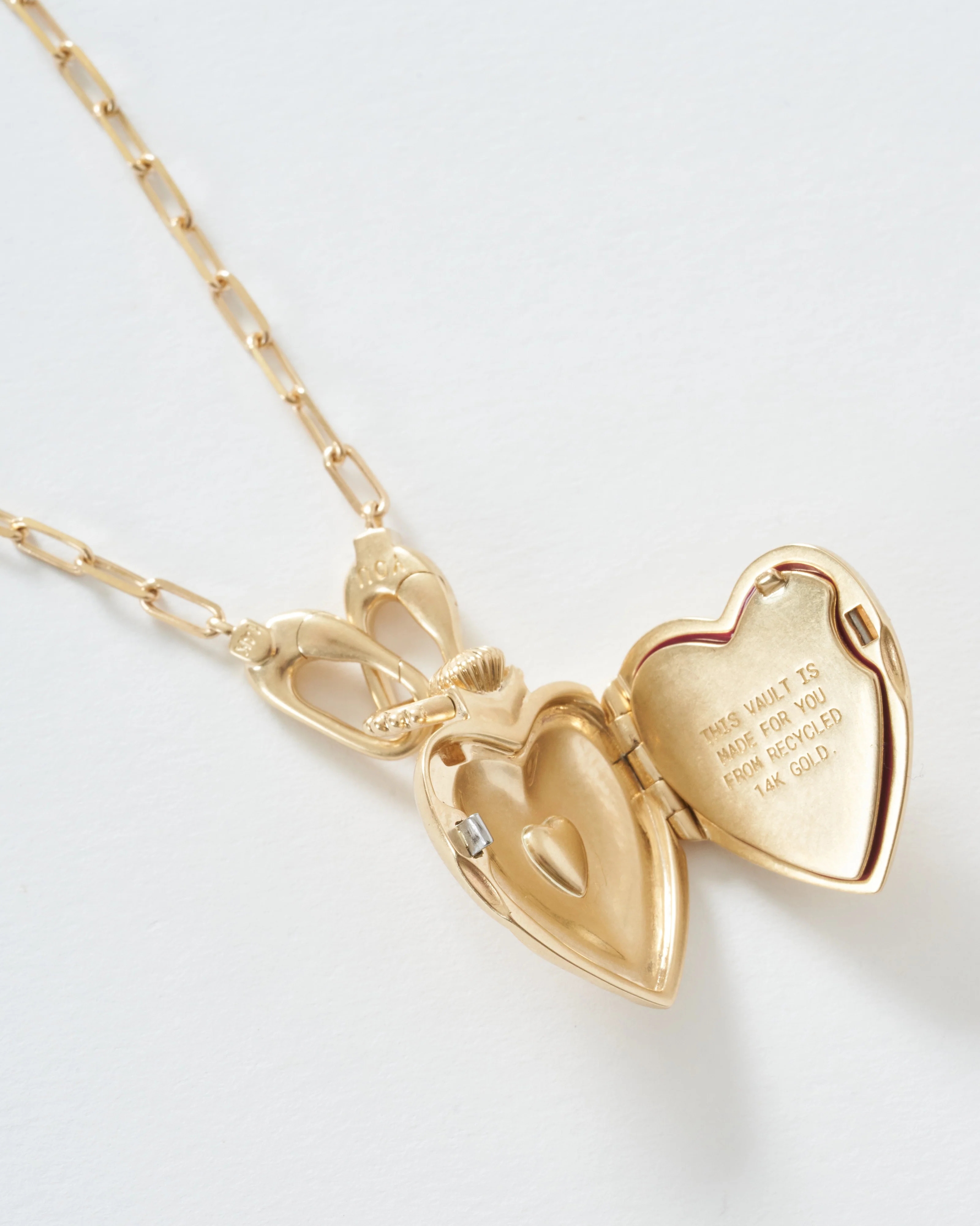 the ones vault w/ 14k paperclip chain - Image 5