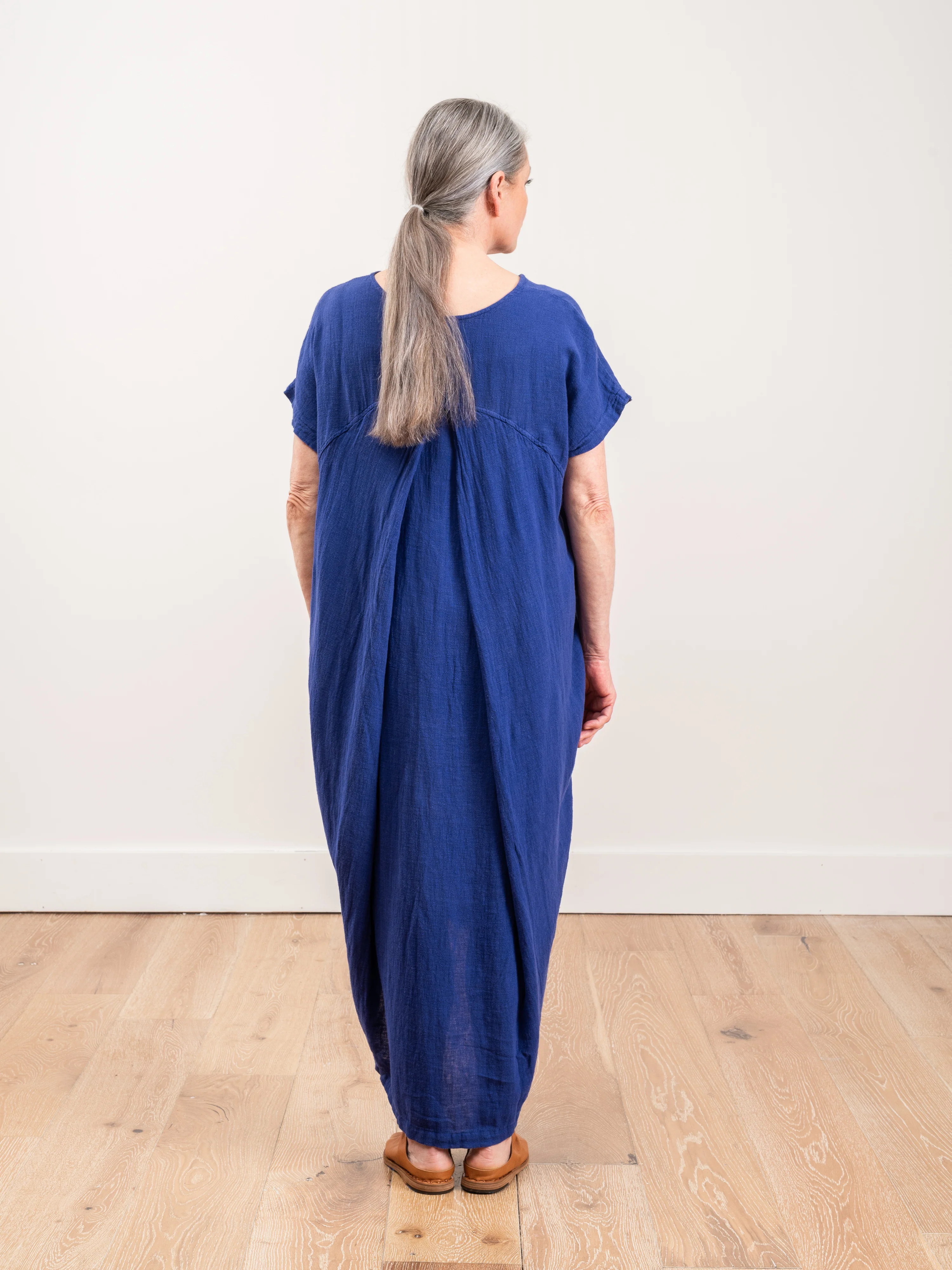 pleated cocoon - marine - Image 3