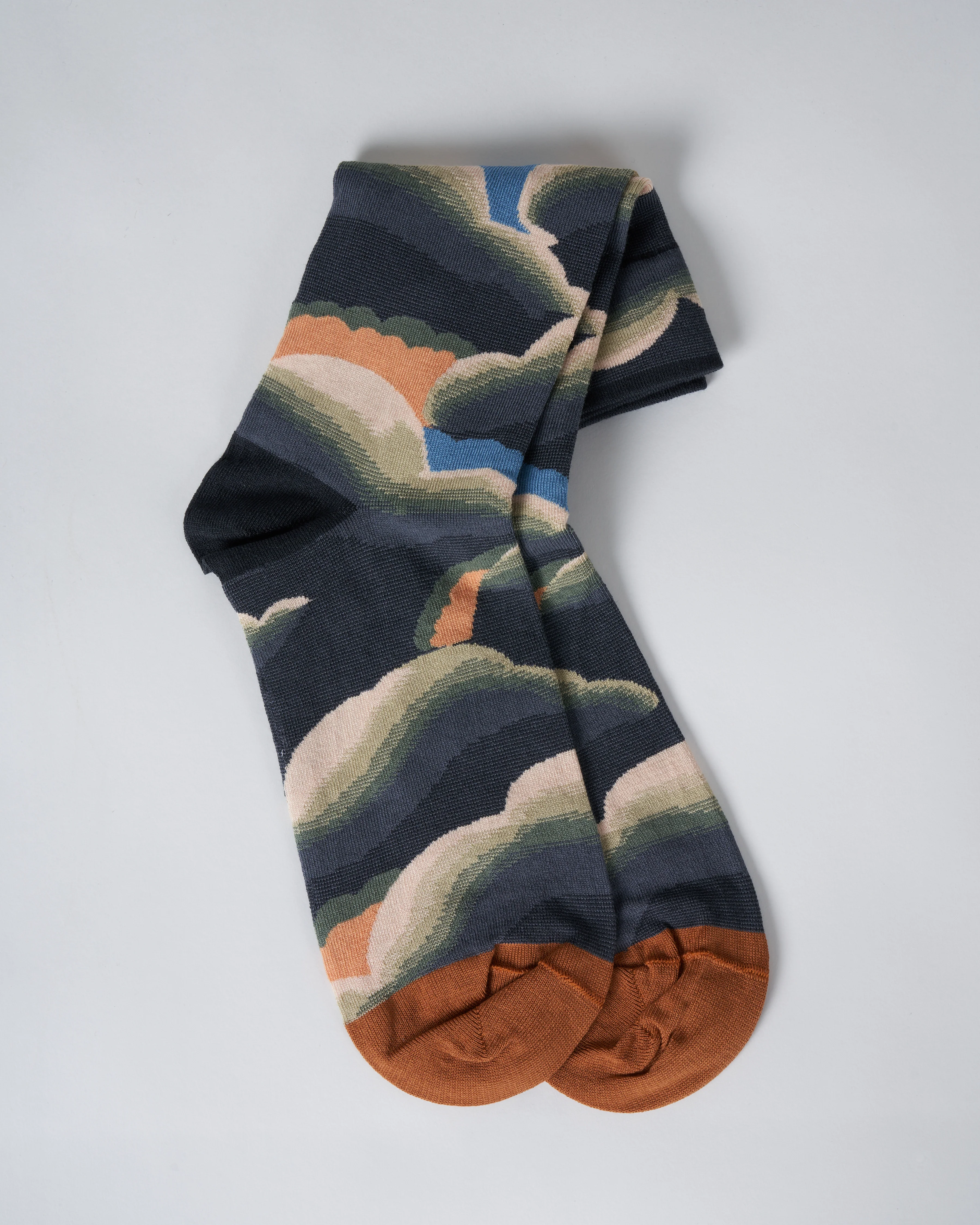 short sock- navy cloud