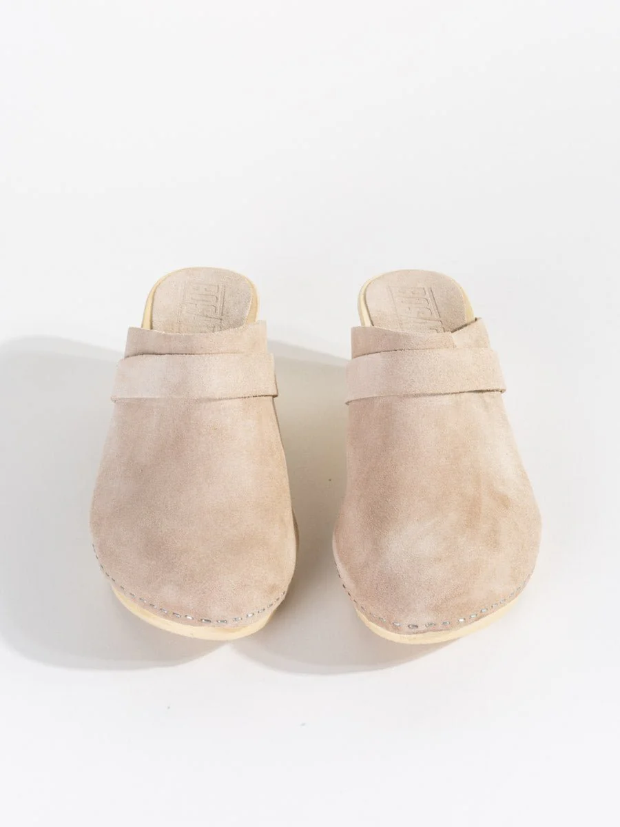 close toe clog - sable suede - Image 3