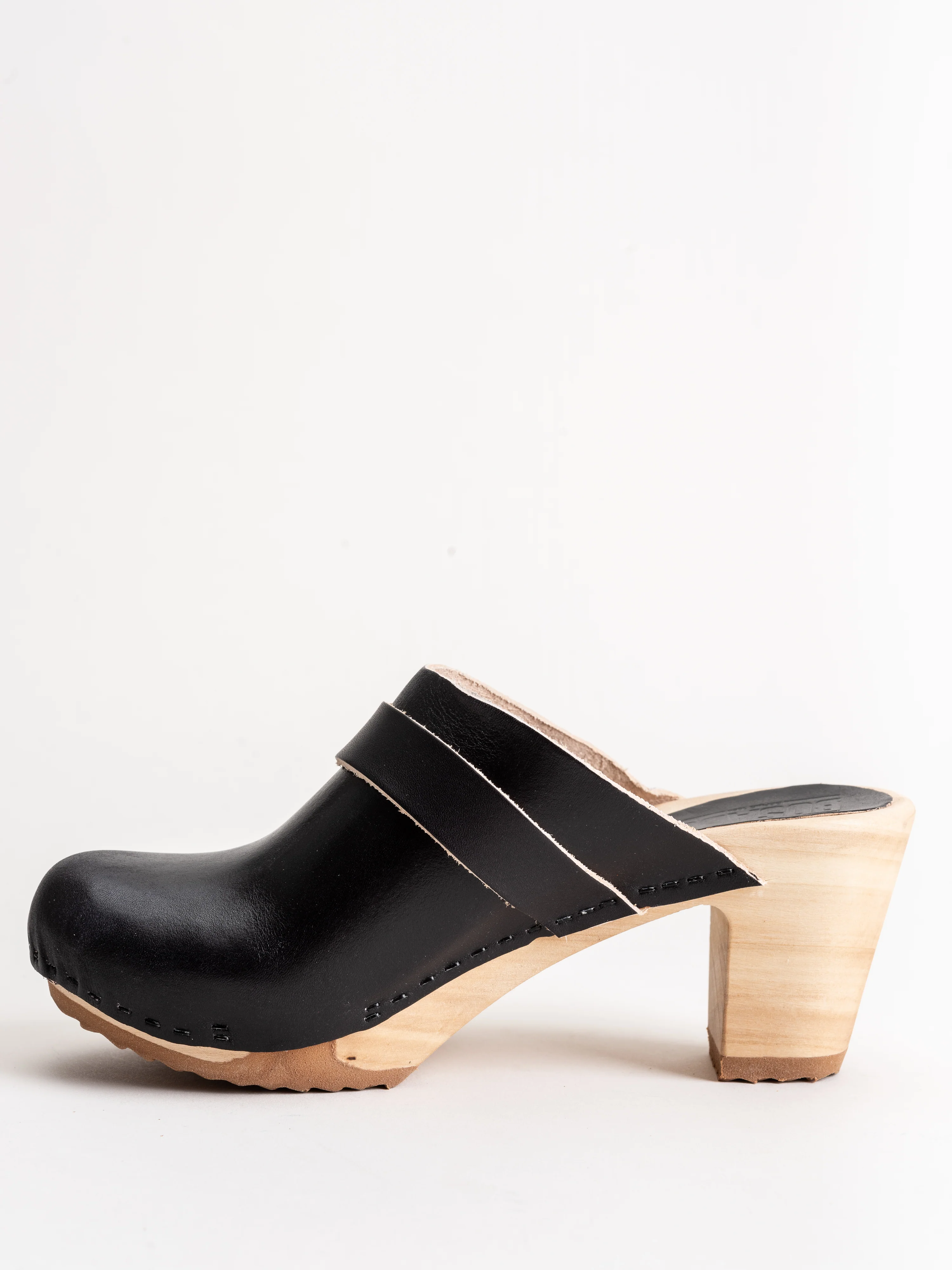 closed toe high clog - black - Image 2