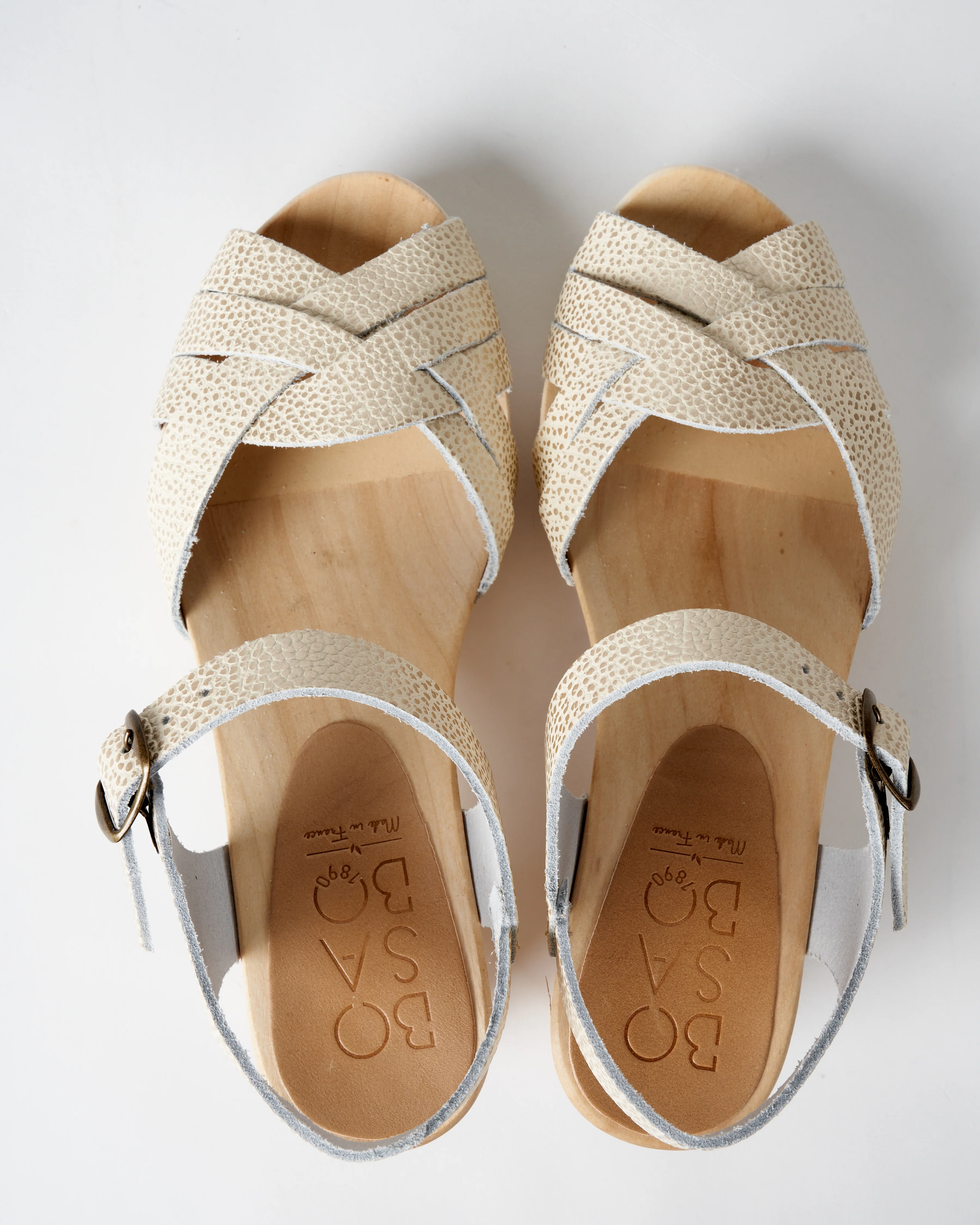 low heel clog - metal grain or - Image 5