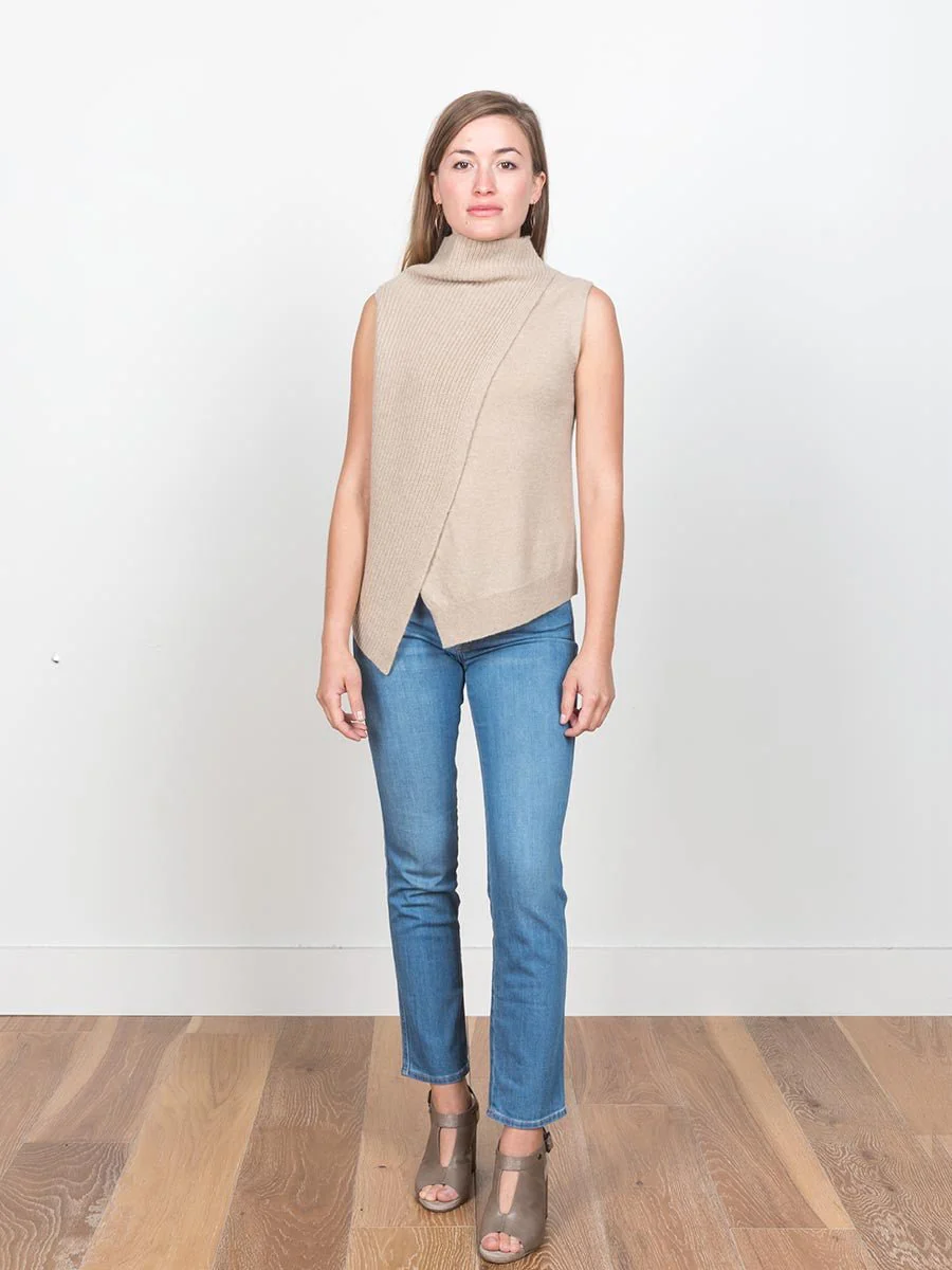 feo funnel sweater