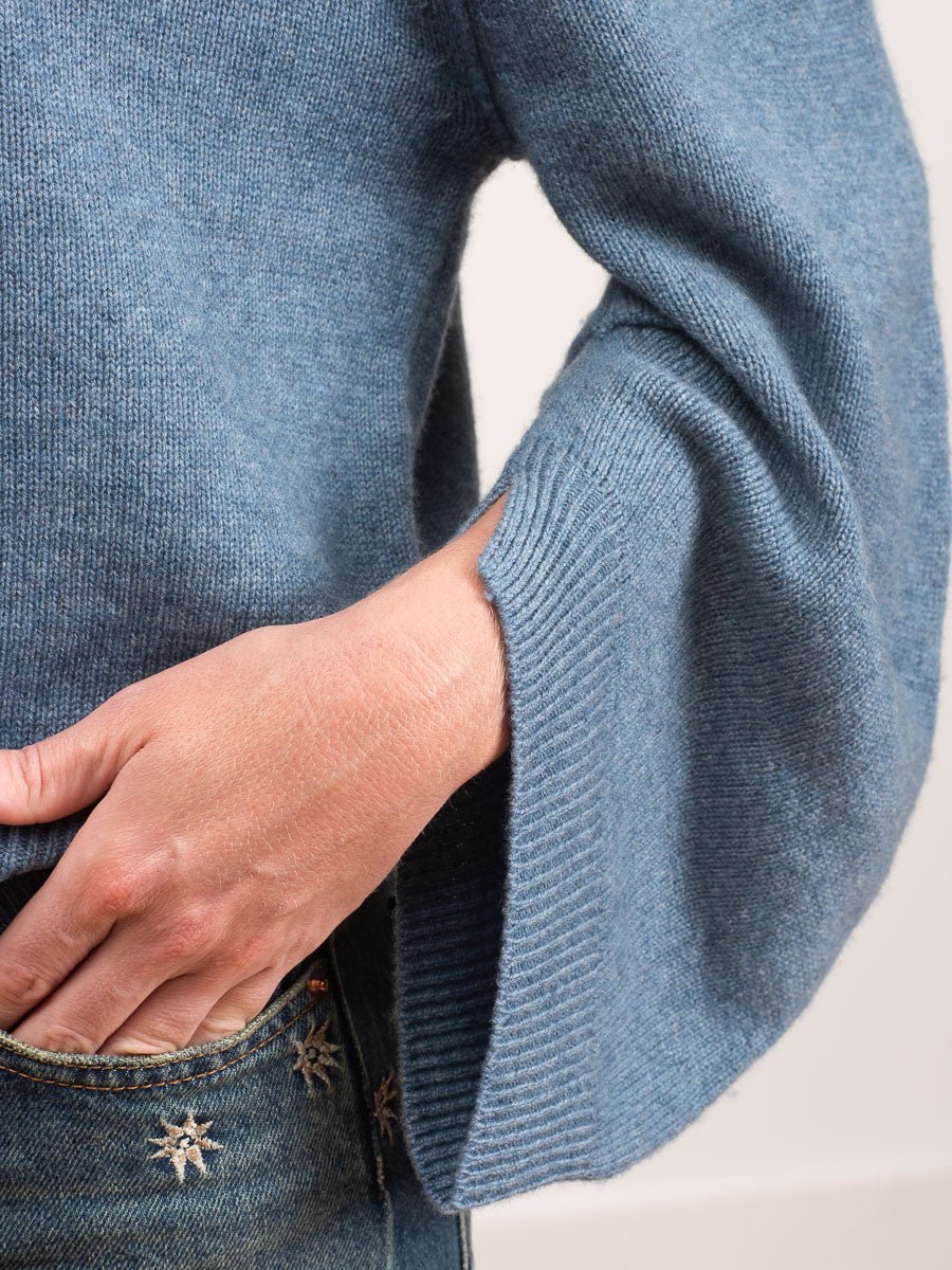 pia v-neck sweater - Image 7