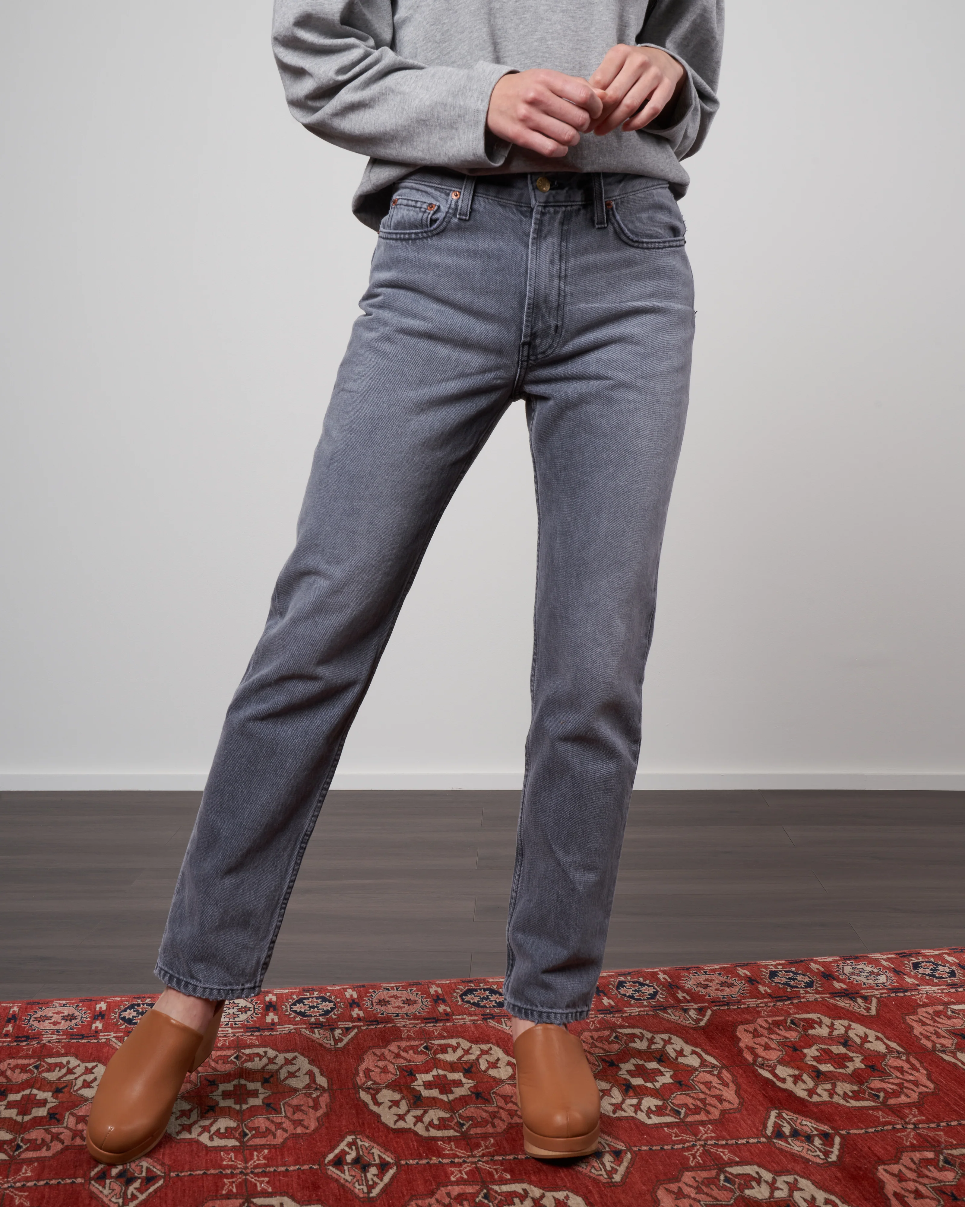 arts jean mid rise straight - tracing grey