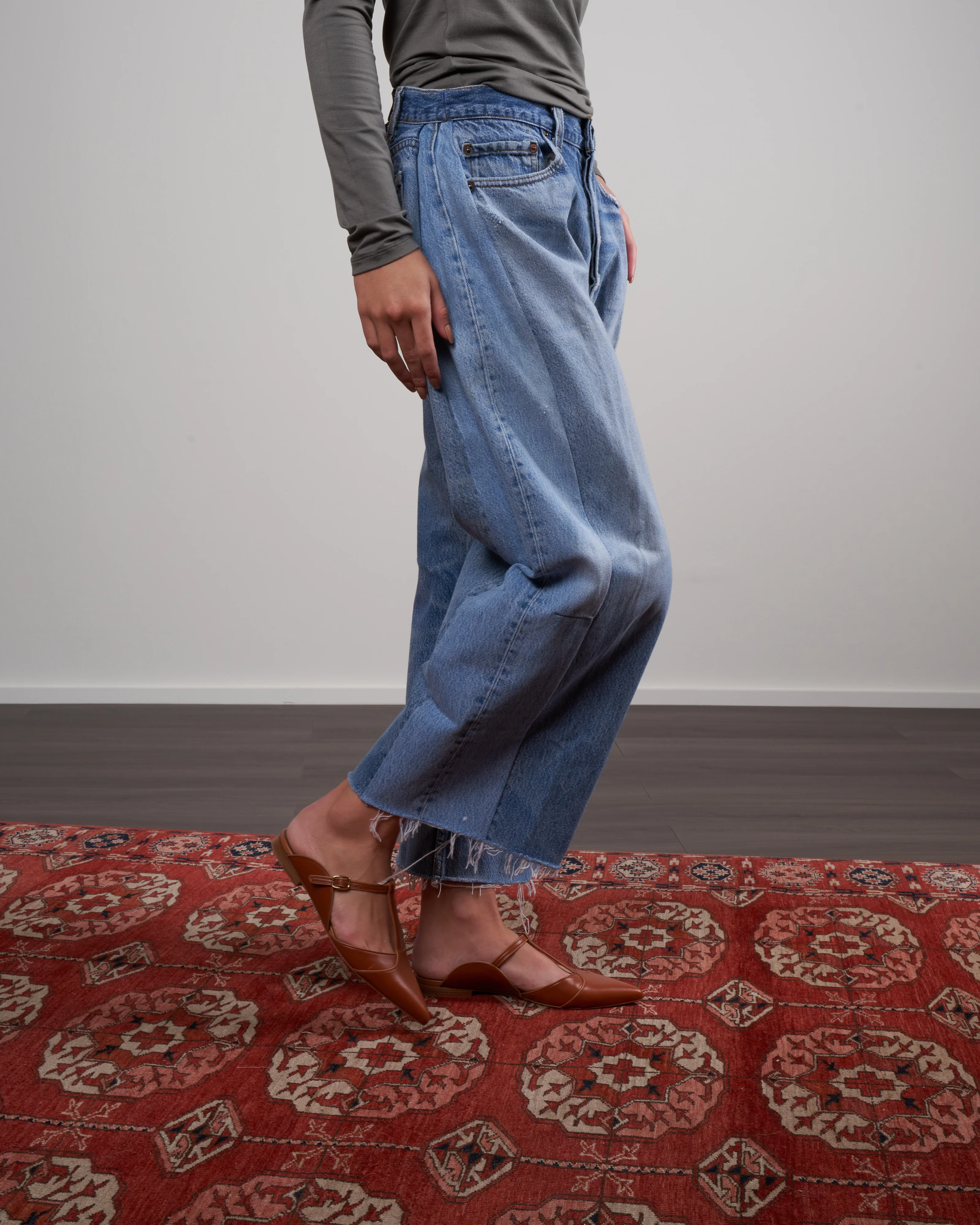 vintage lasso upcycled jeans - one-of-a-kind wash - Image 4