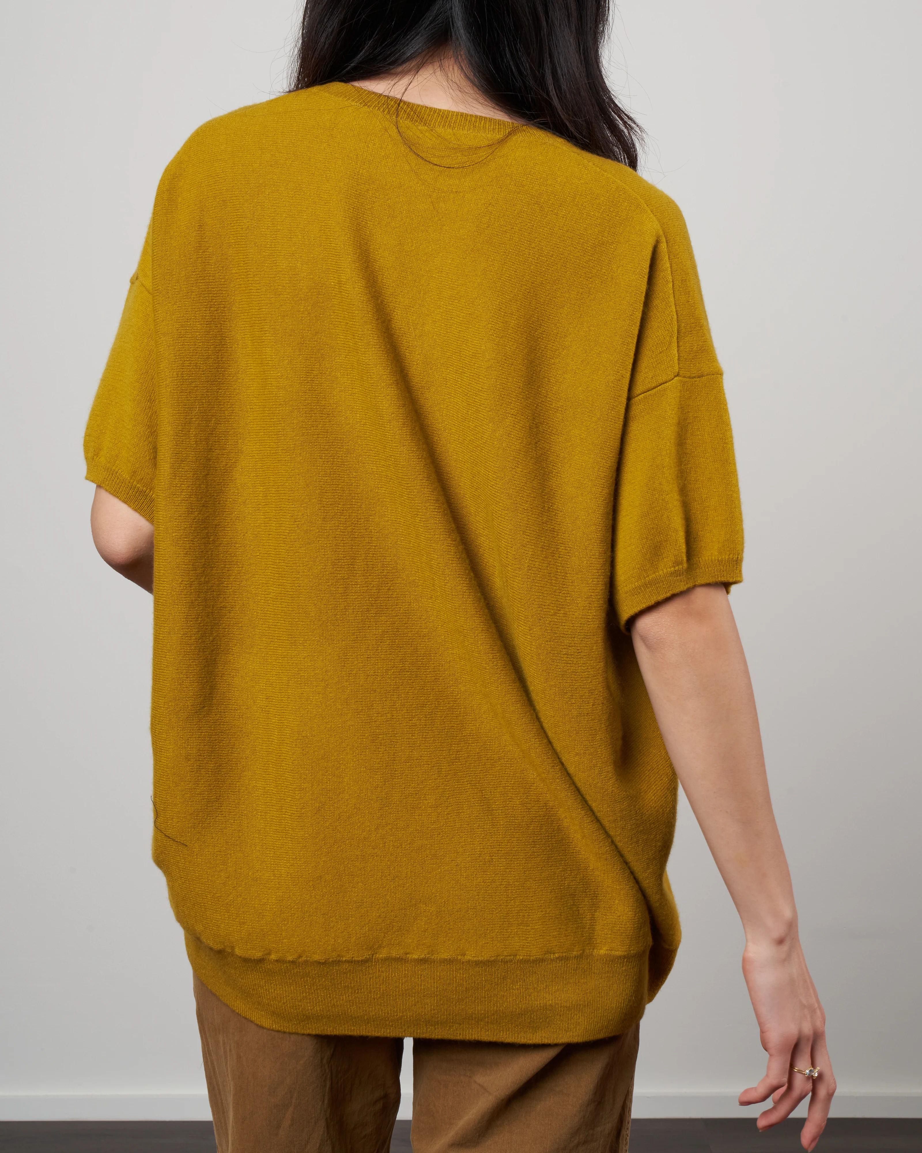 short sleeve crew neck sweater - yellow - Image 4