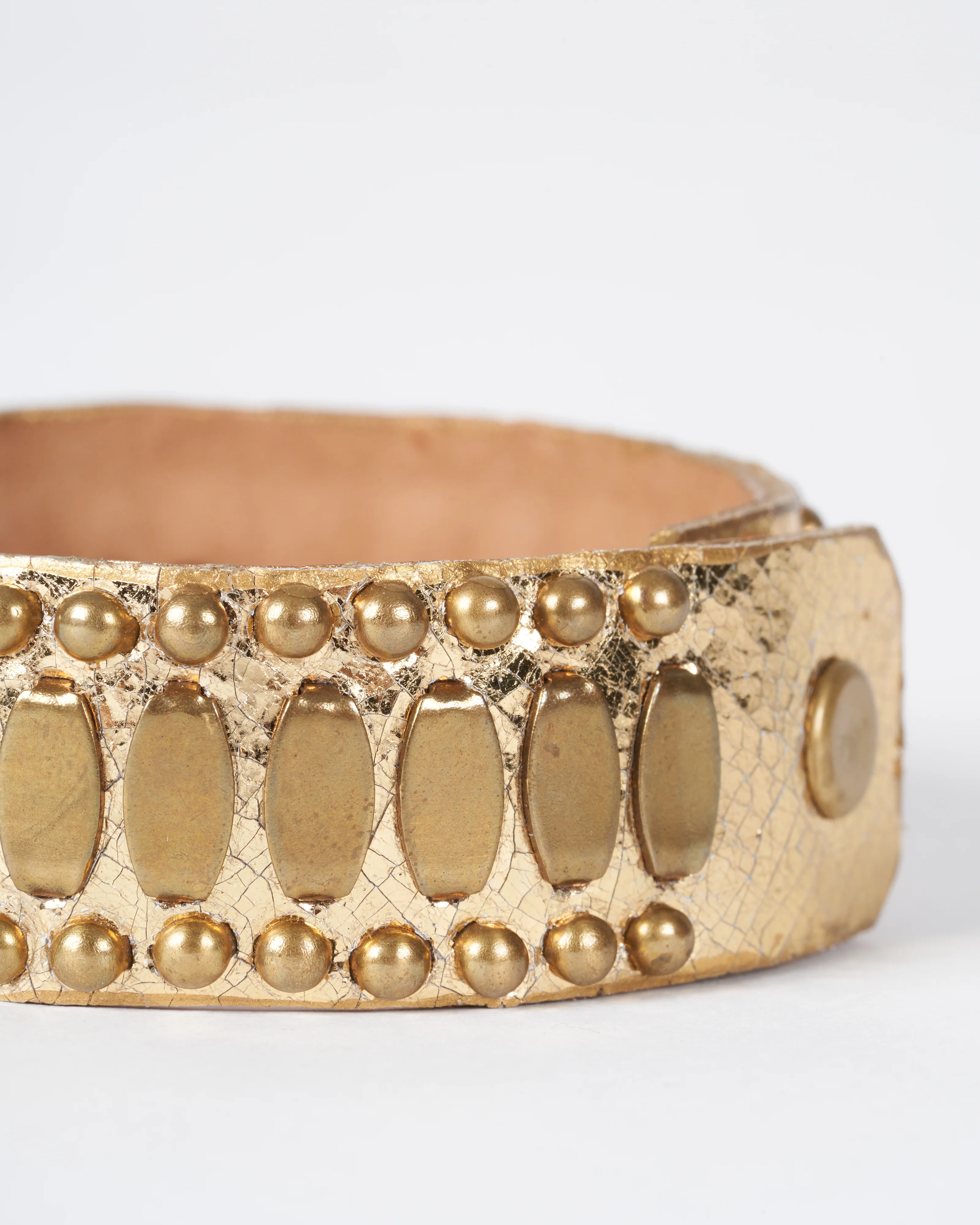 alana .75 gold mirror bracelet - gold - Image 3