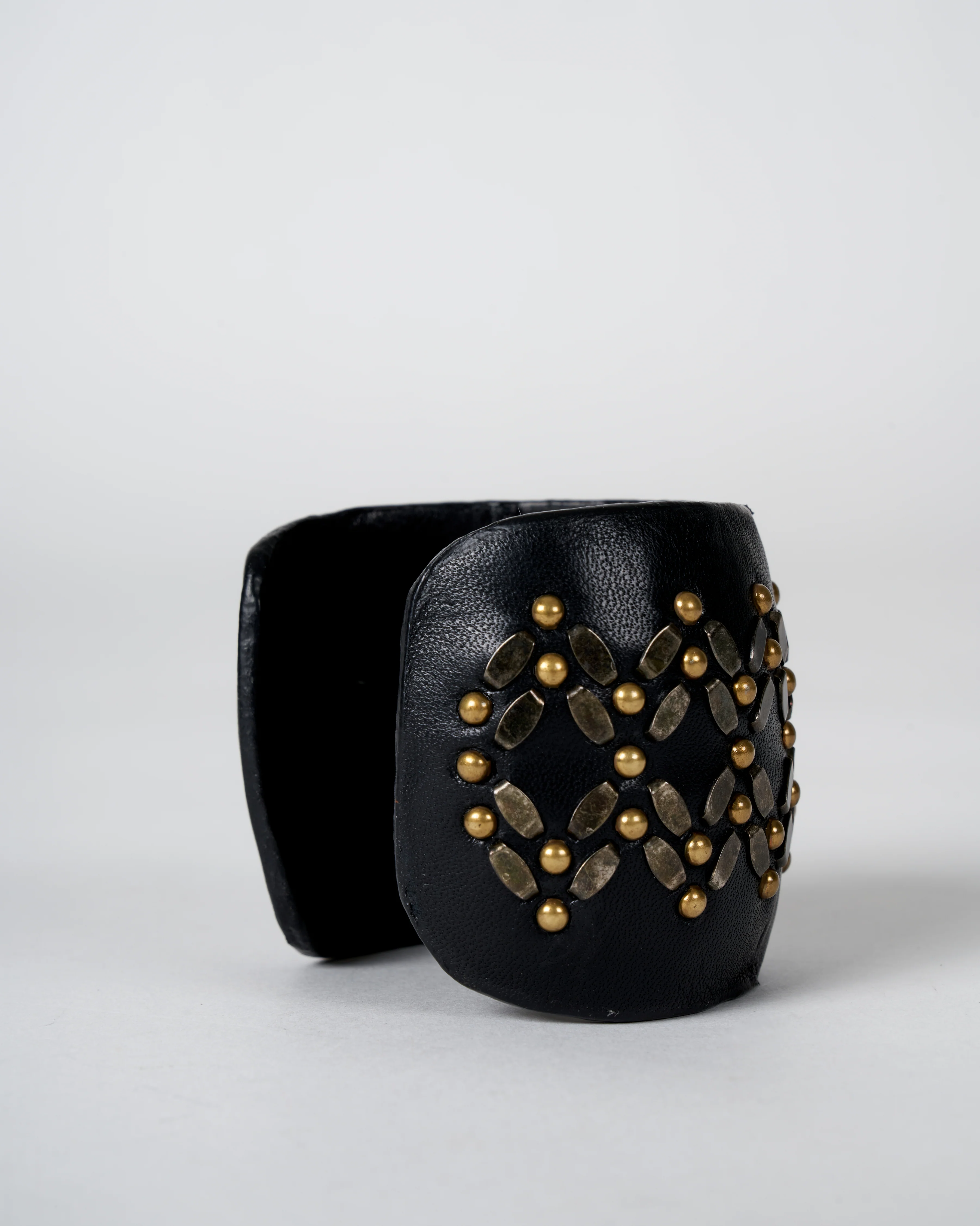 suella bangle bracelet - black - Image 2