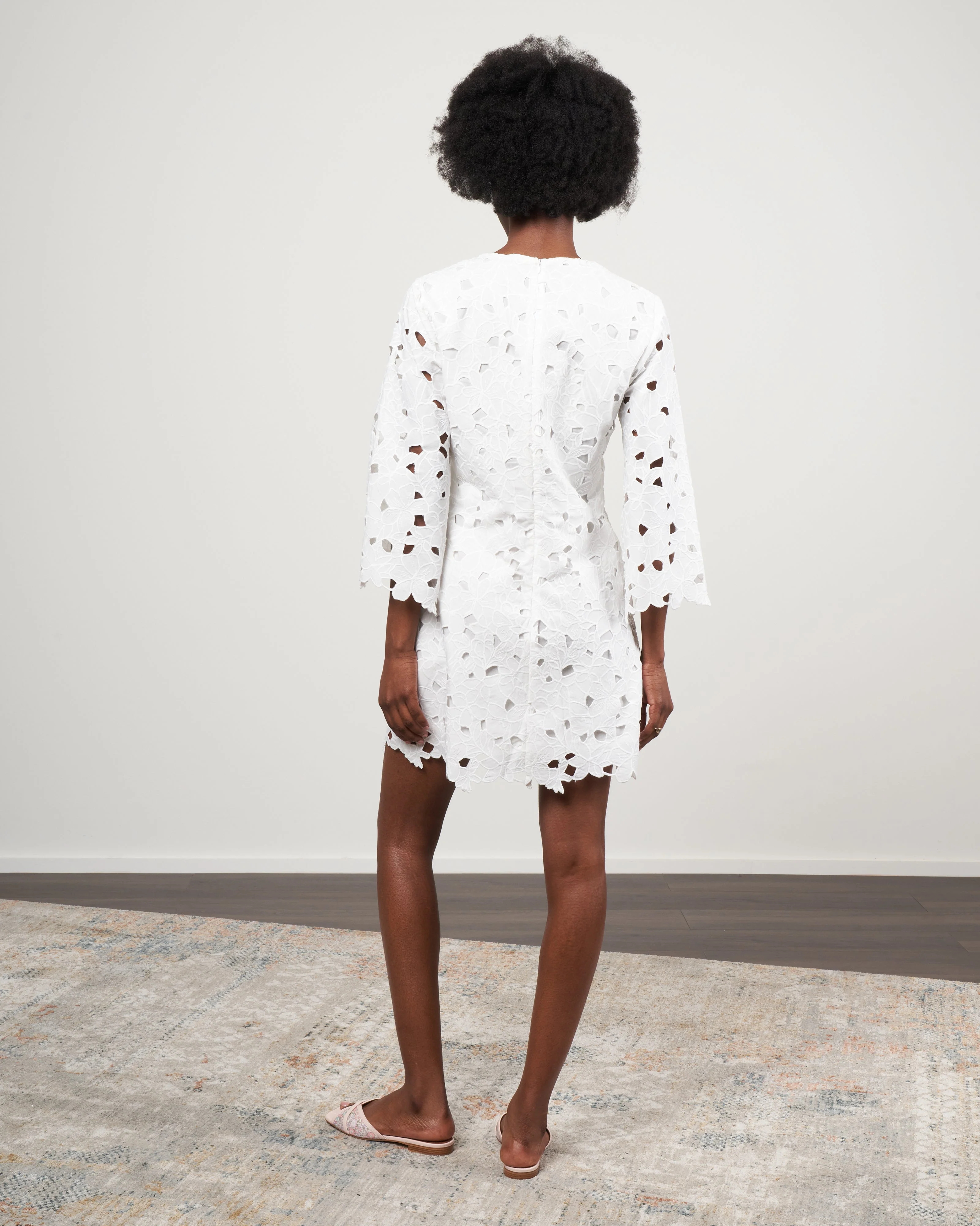 annabelle dress - scalloped floral eyelet white - Image 3