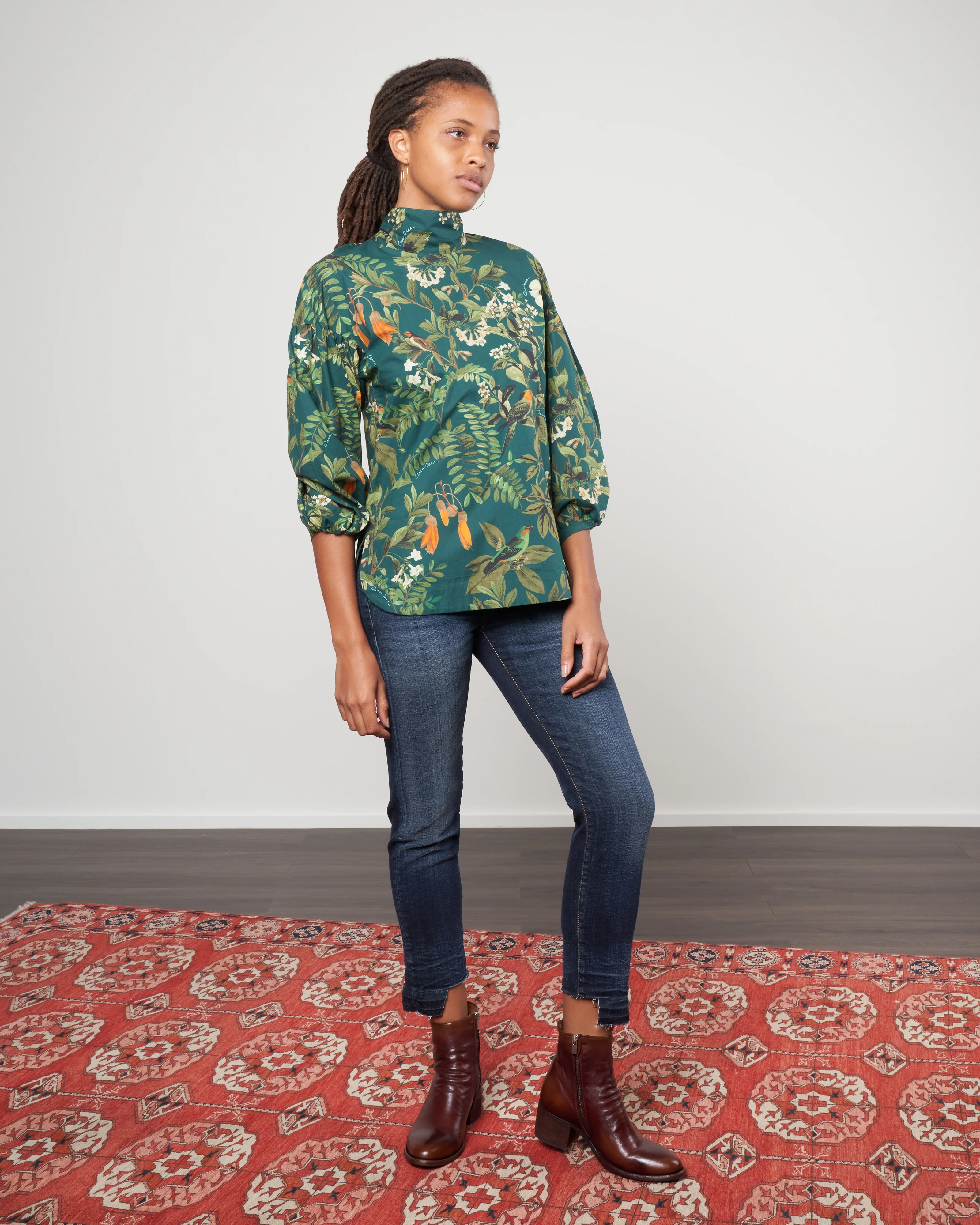 diane blouse - botanical birds emerald - Image 2