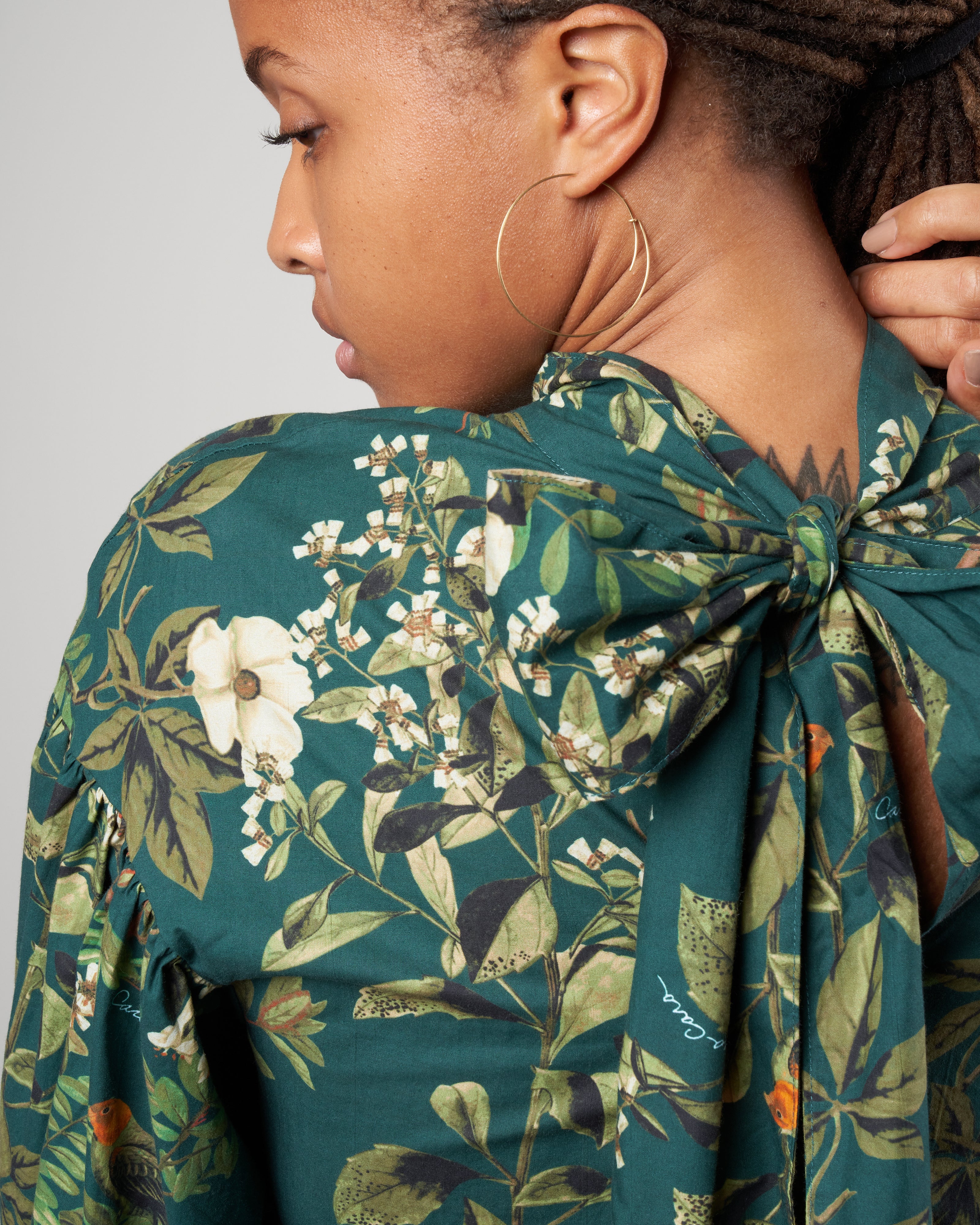 diane blouse - botanical birds emerald - Image 5