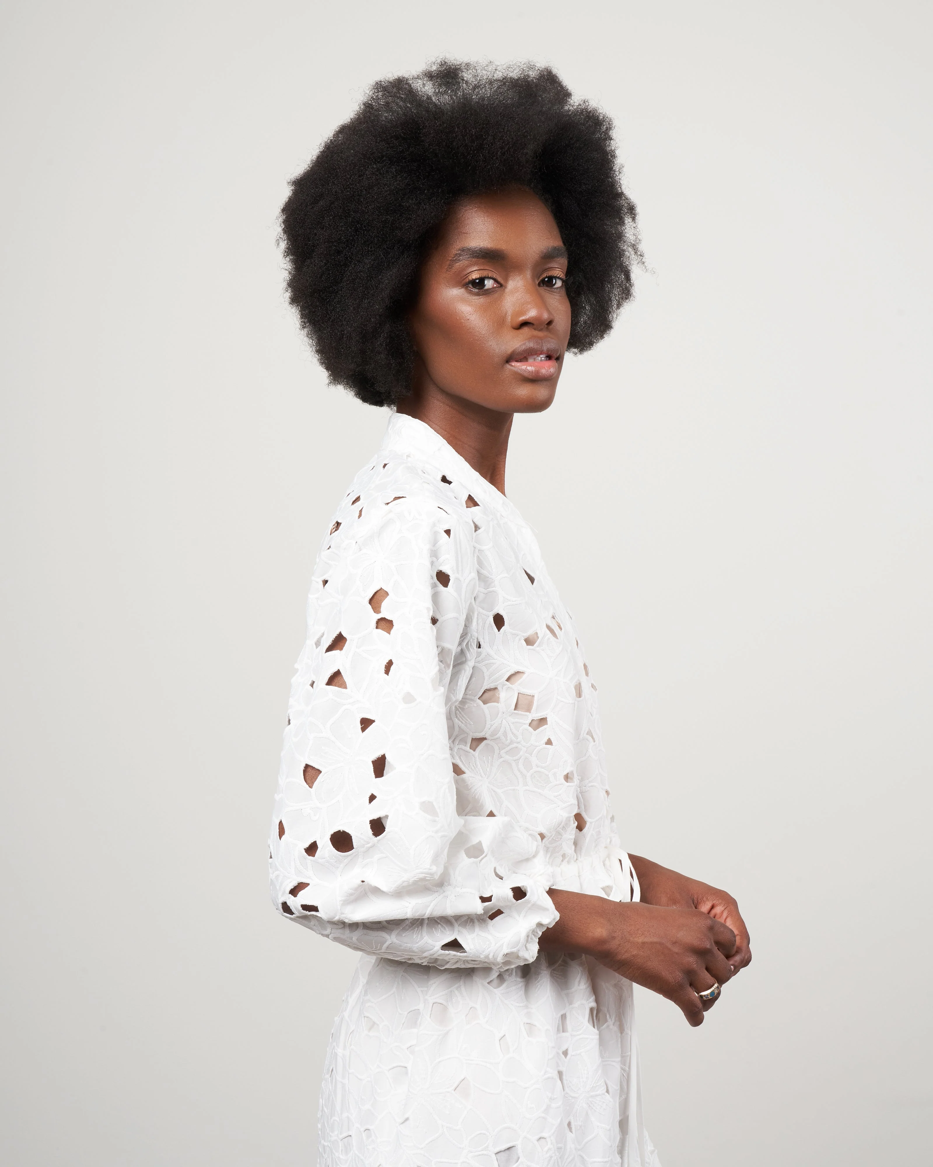 perrin top - scalloped floral eyelet white - Image 3