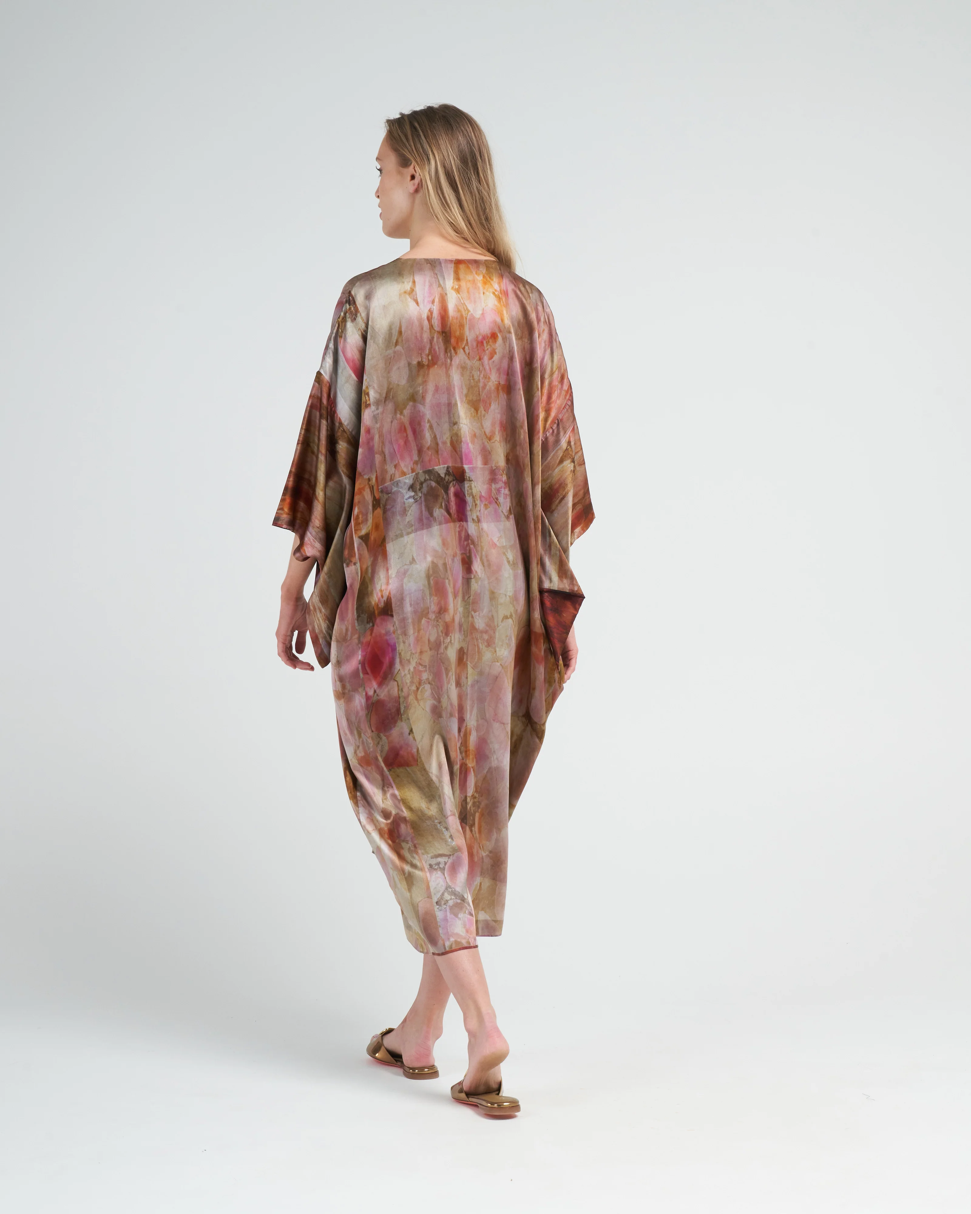 kimono dress - bouquet - Image 4