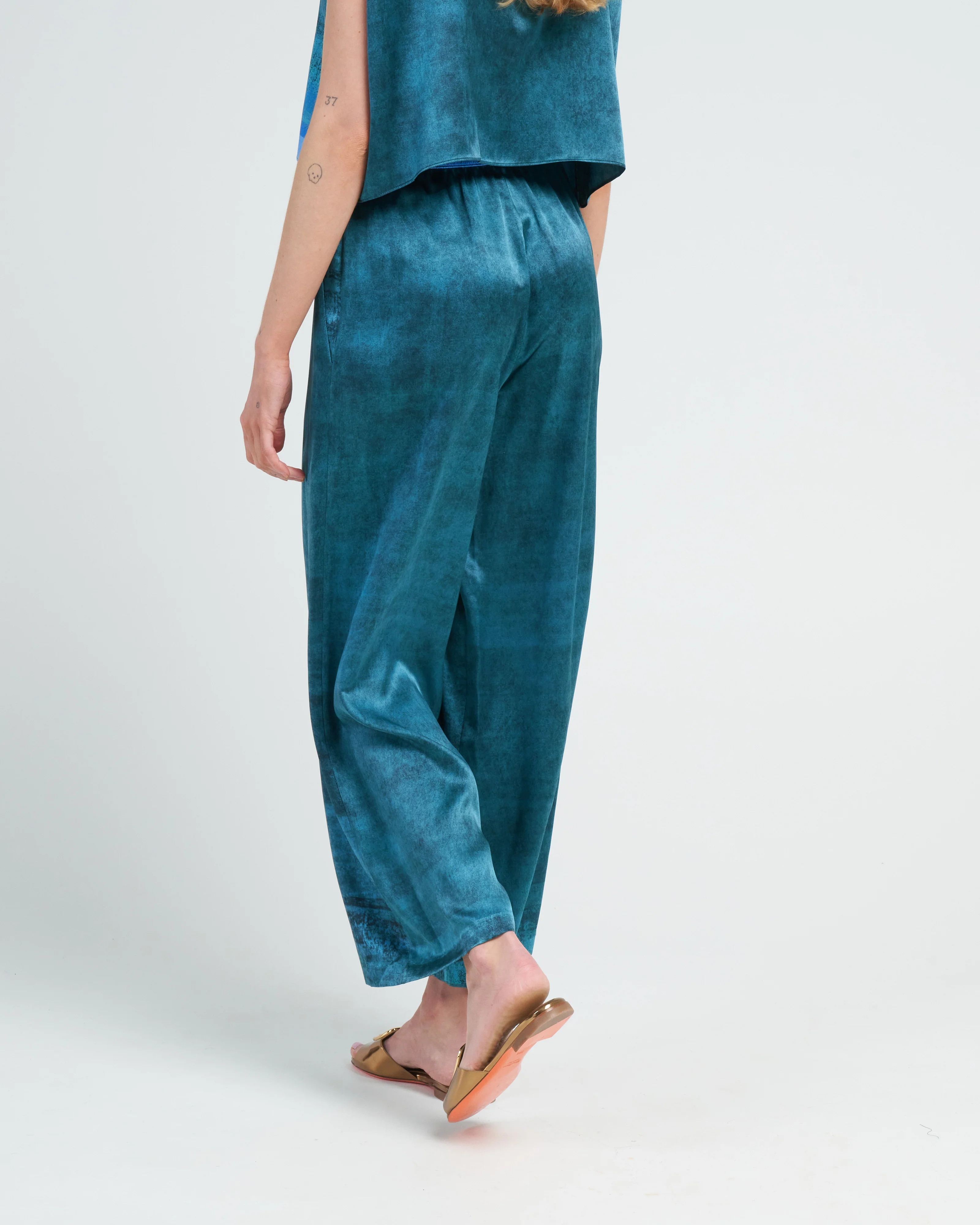 wide leg pant - glacier - Image 4