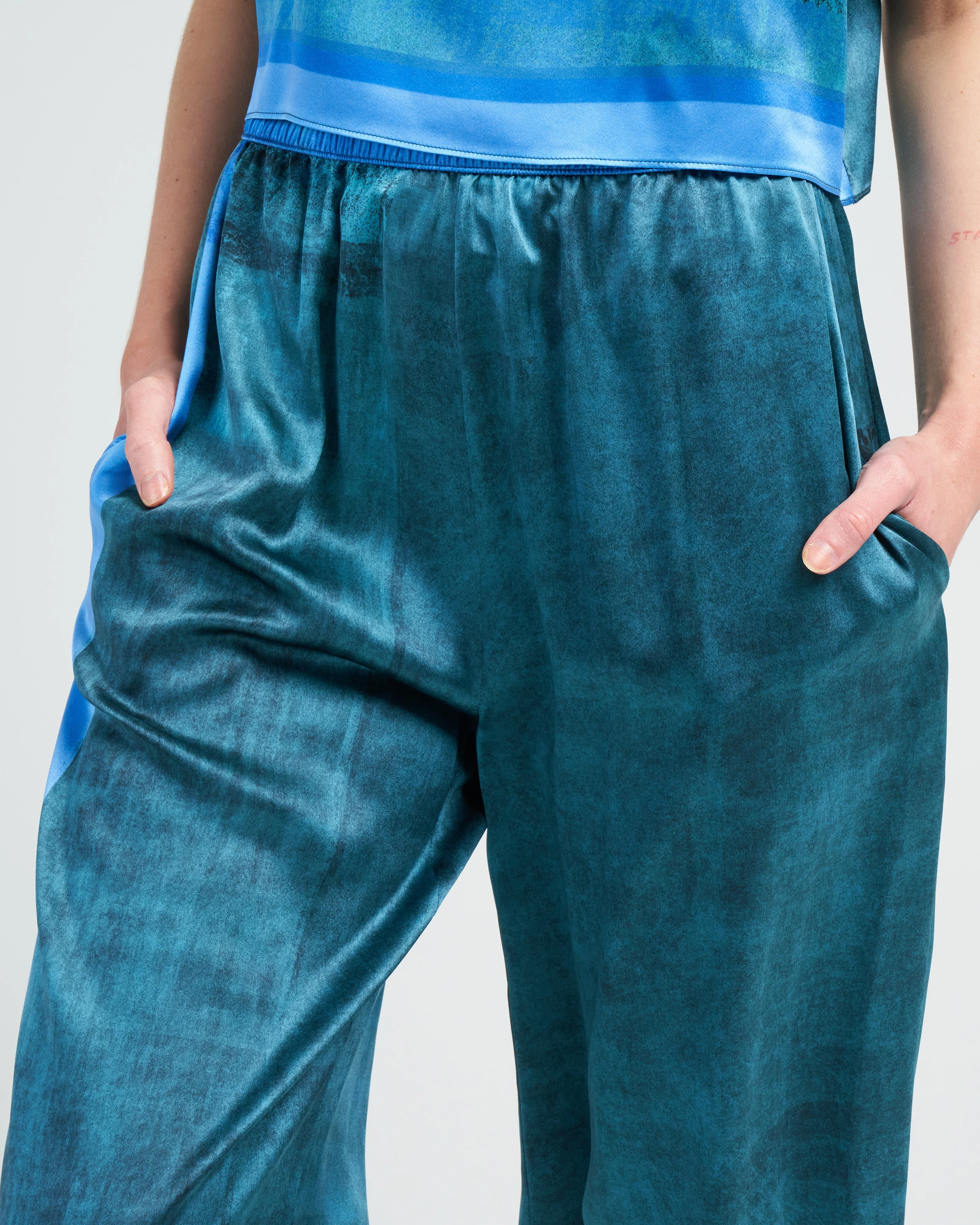 wide leg pant - glacier - Image 5