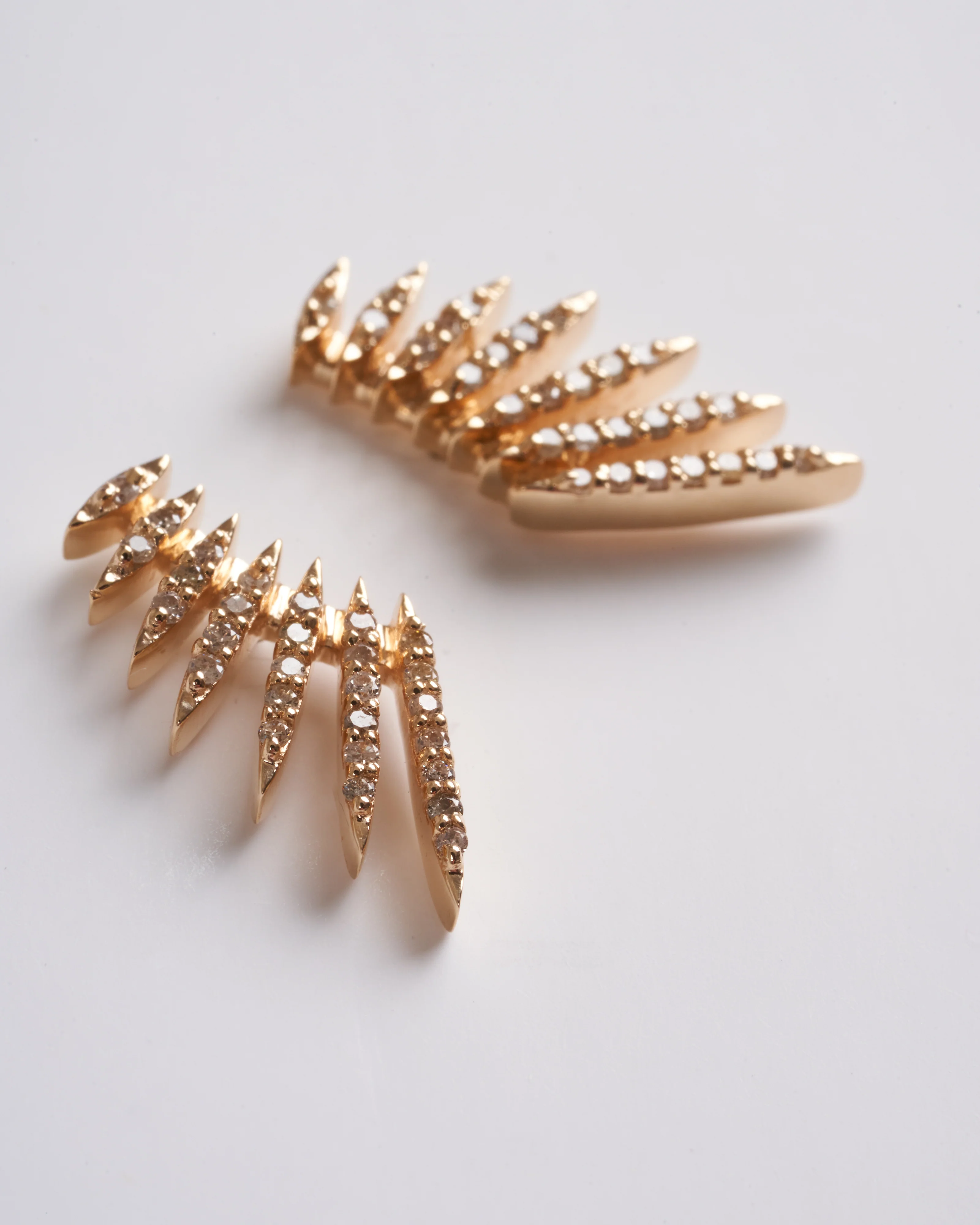 flying wings diamond earrings - gold/diamond - Image 2