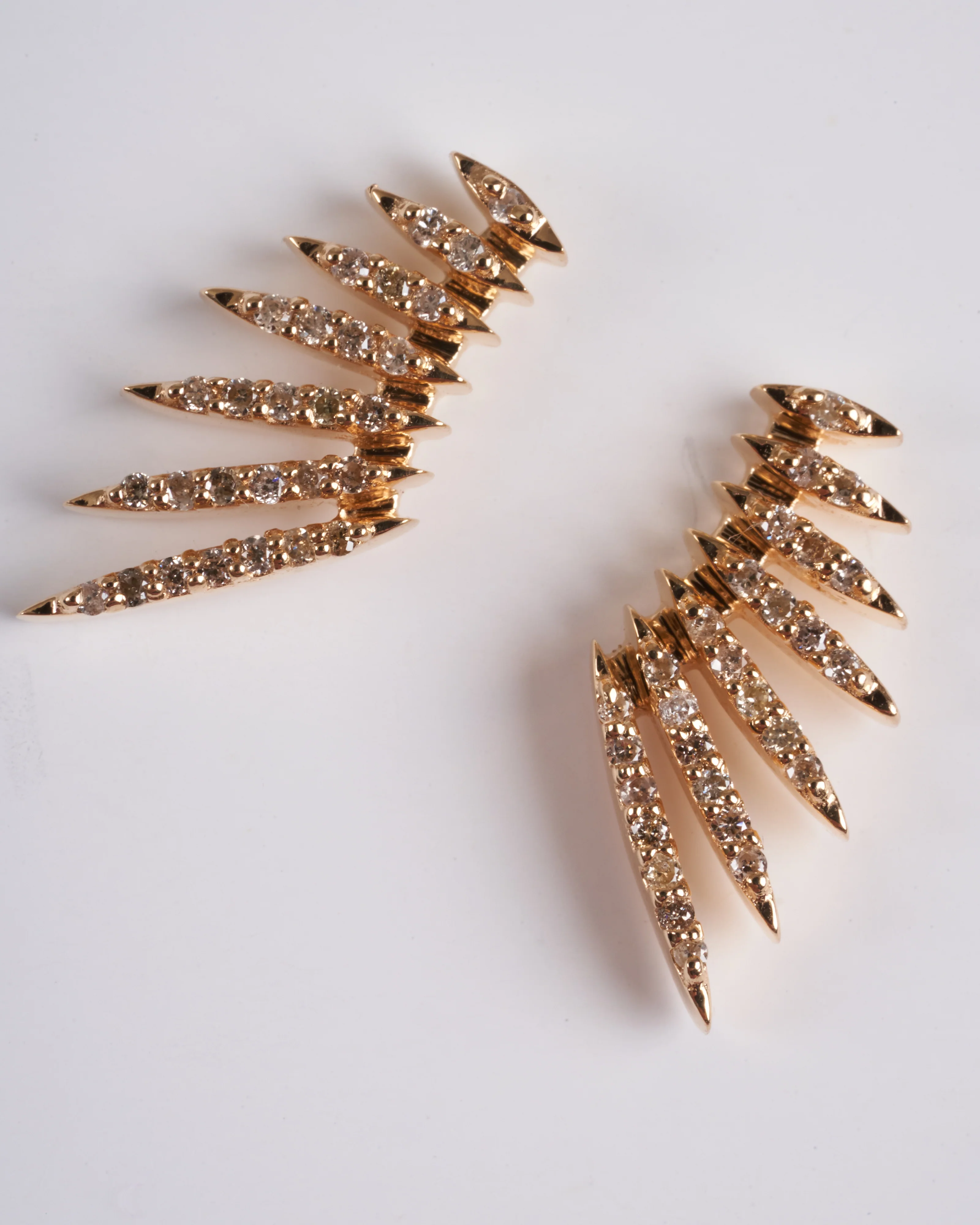 flying wings diamond earrings - gold/diamond - Image 3