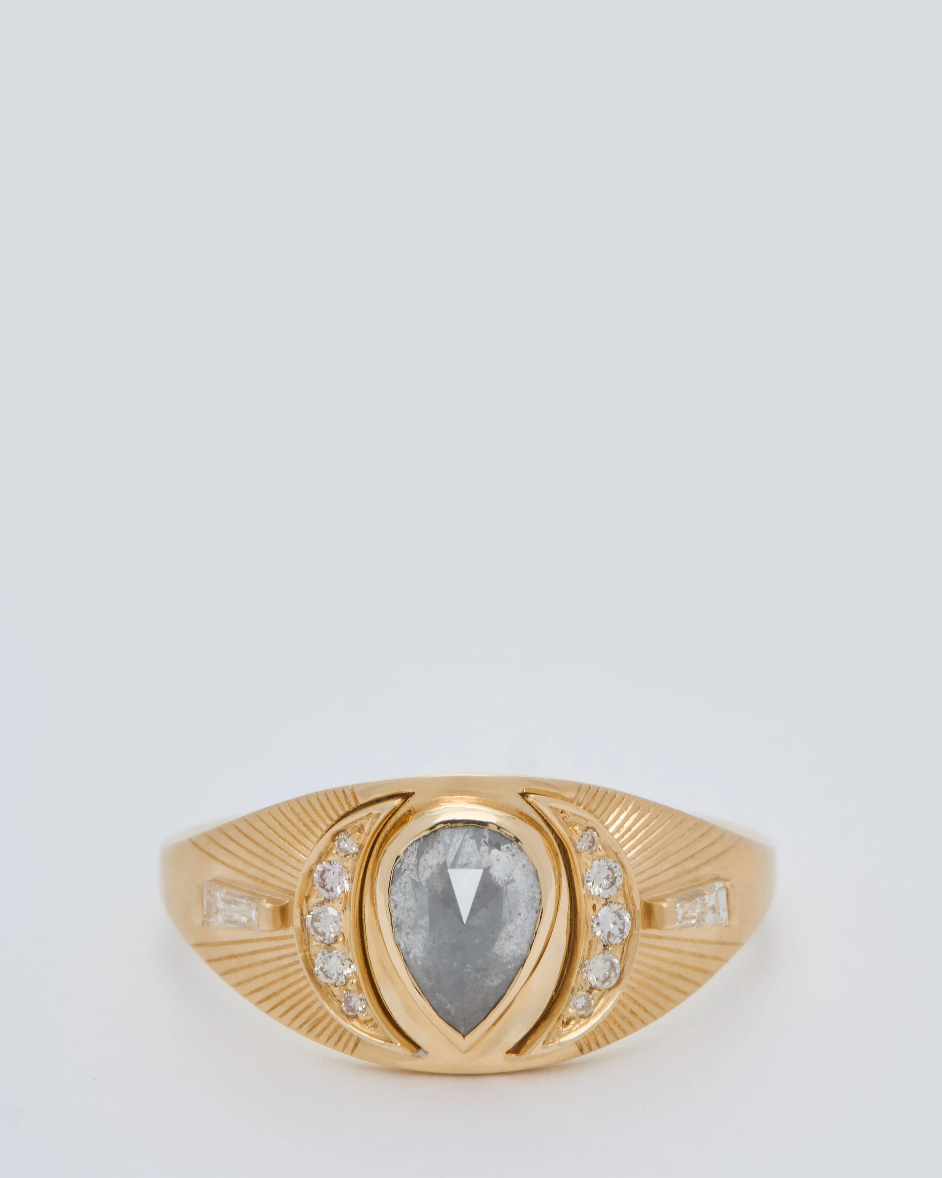 pear/oval diamond ring - Image 6