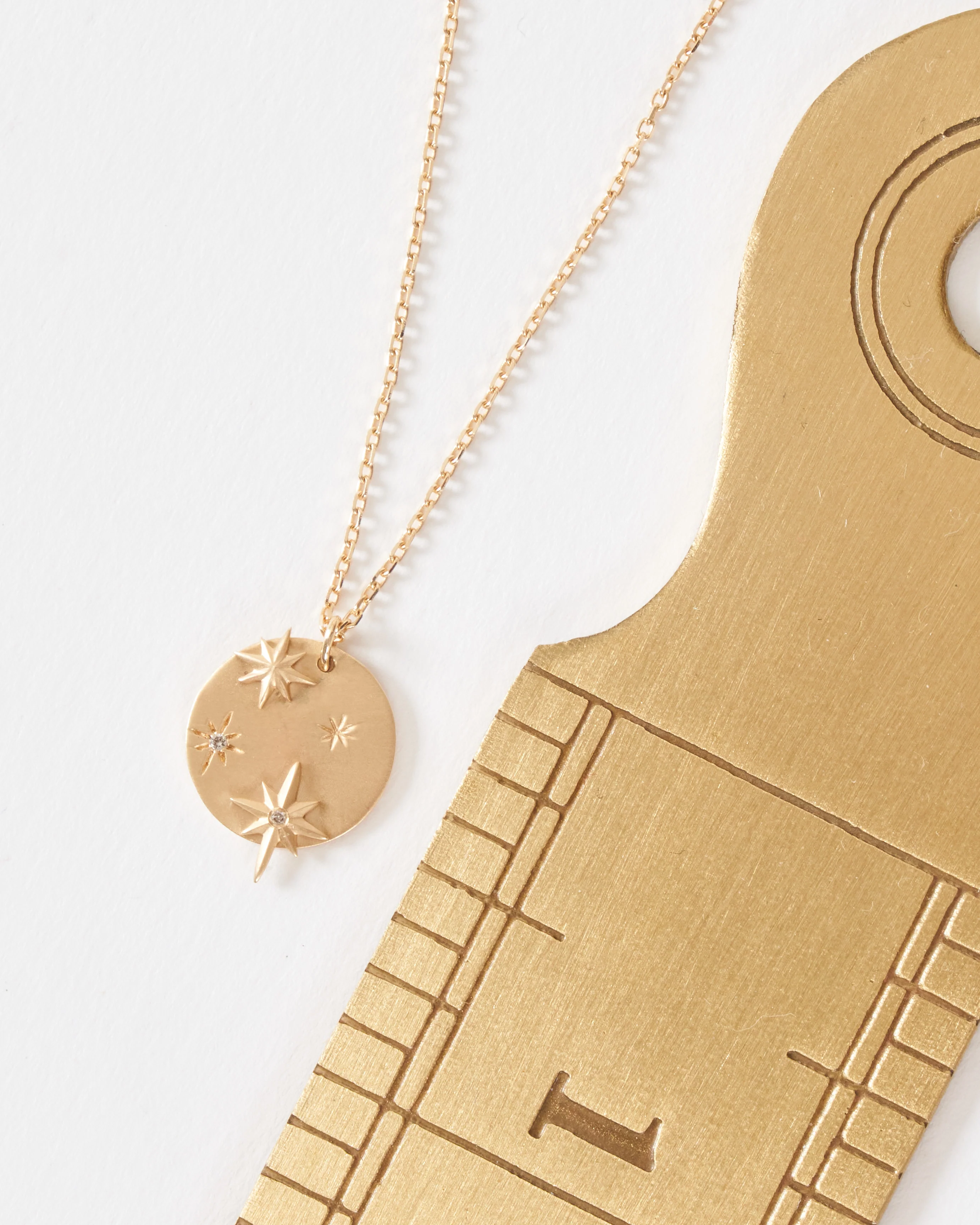 star and diamonds medallion necklace - Image 5