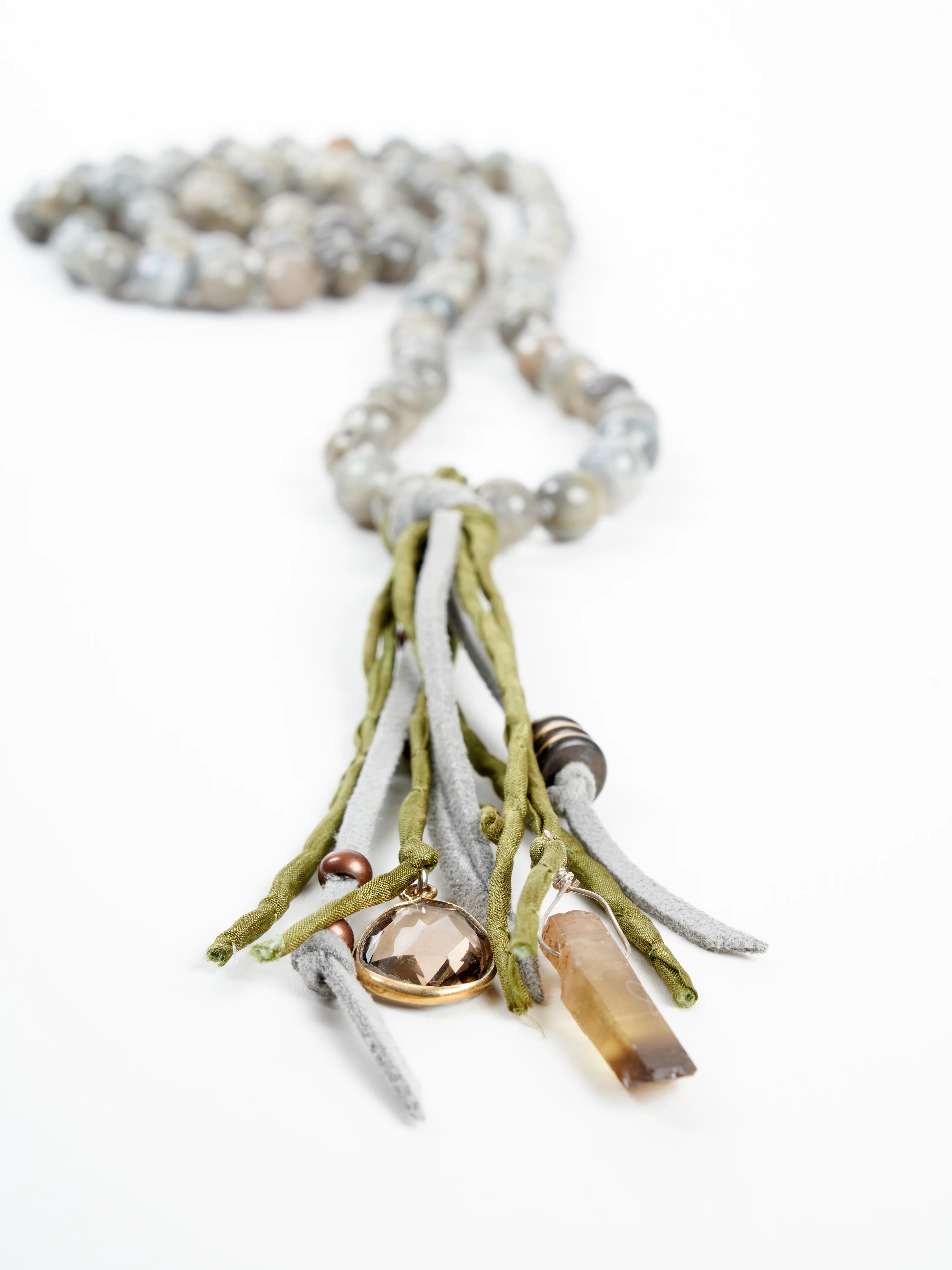 precious stone with leather and silk tassel - Image 2