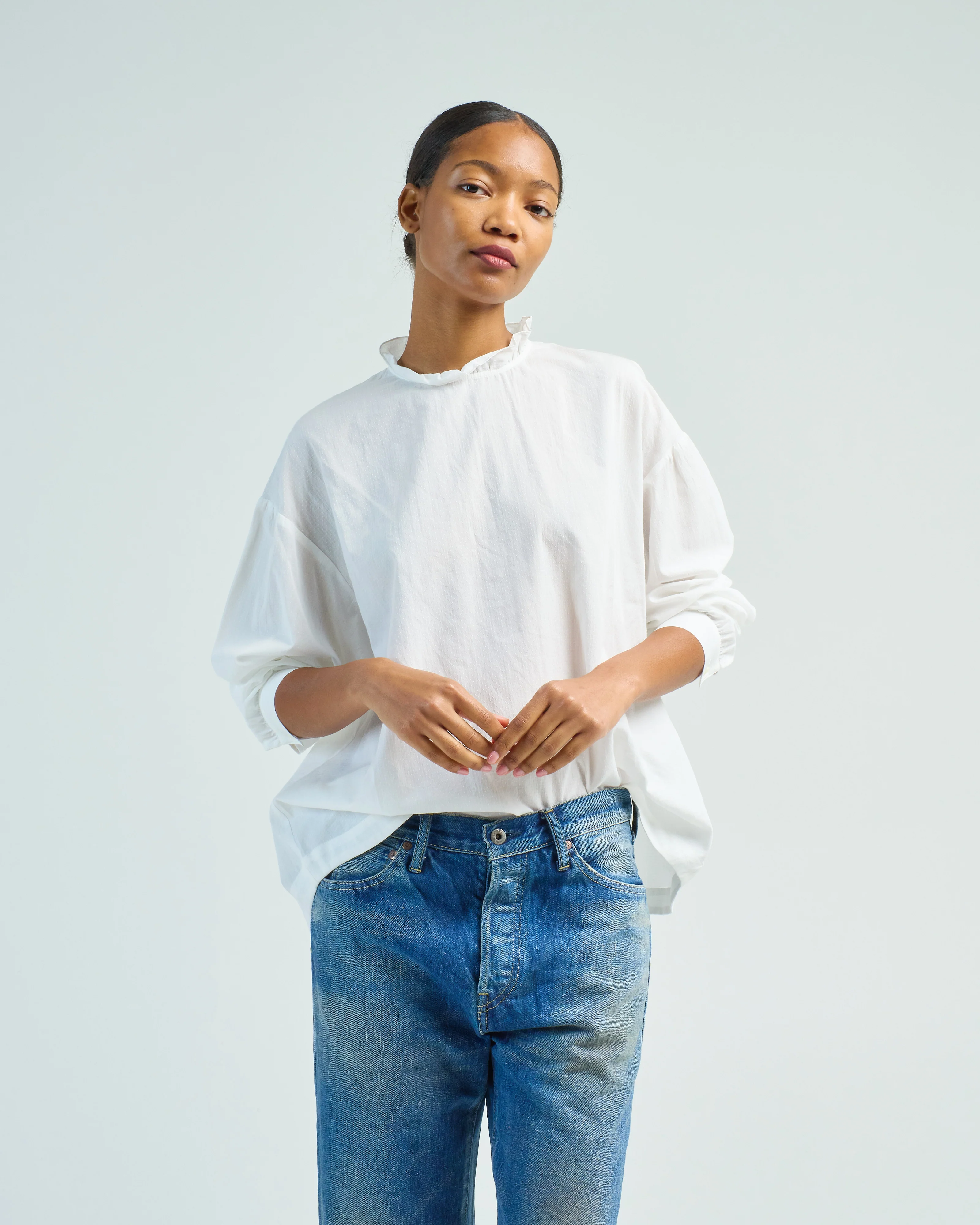 frill collar shirt