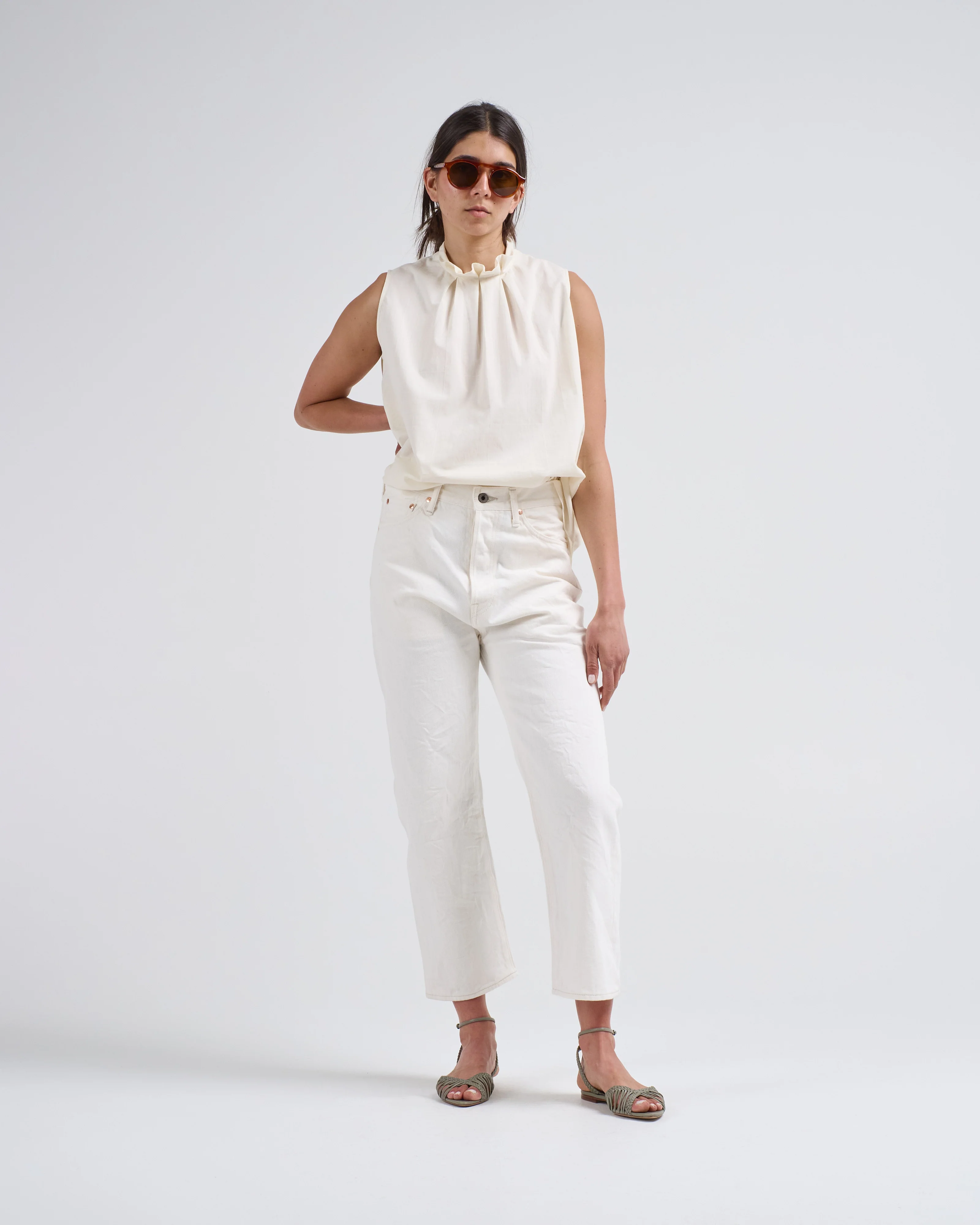 sleeveless tuck collar blouse - Image 2