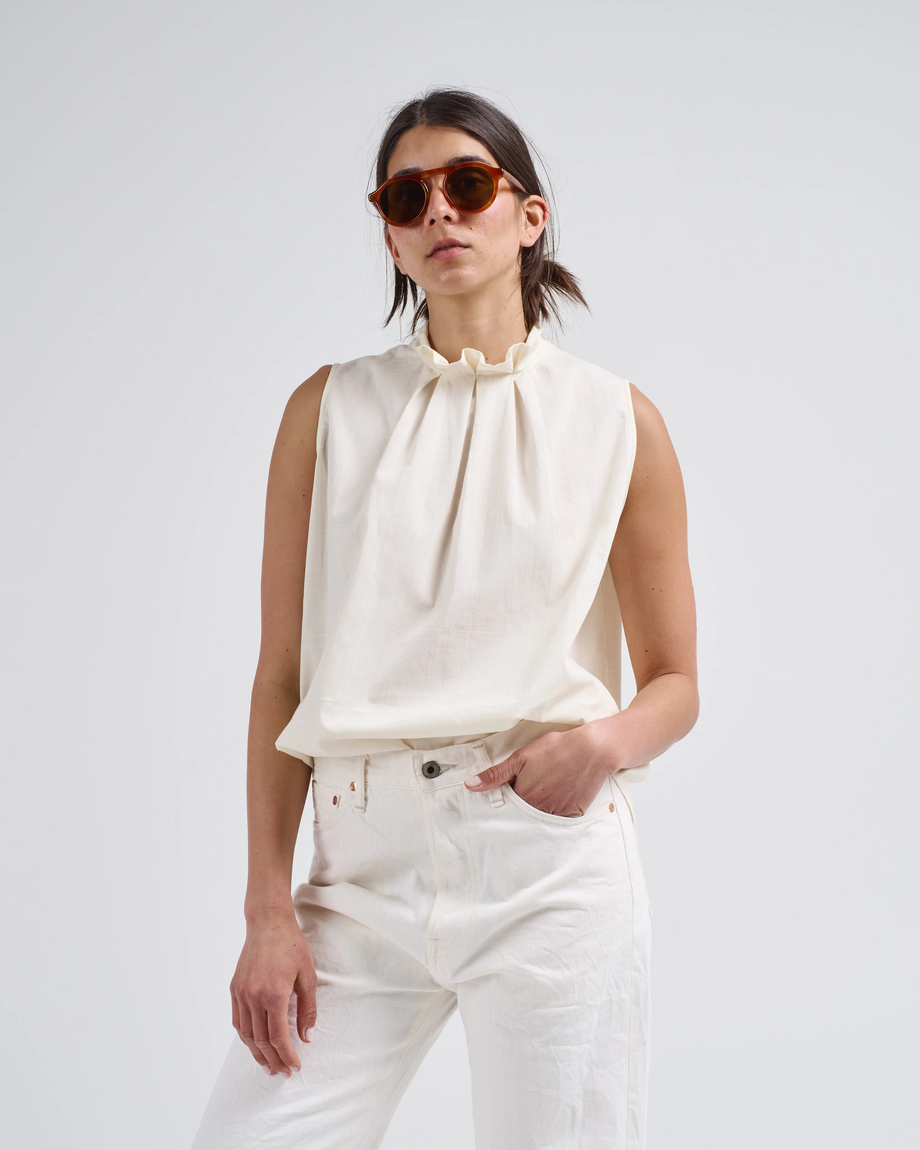 sleeveless tuck collar blouse - Image 3