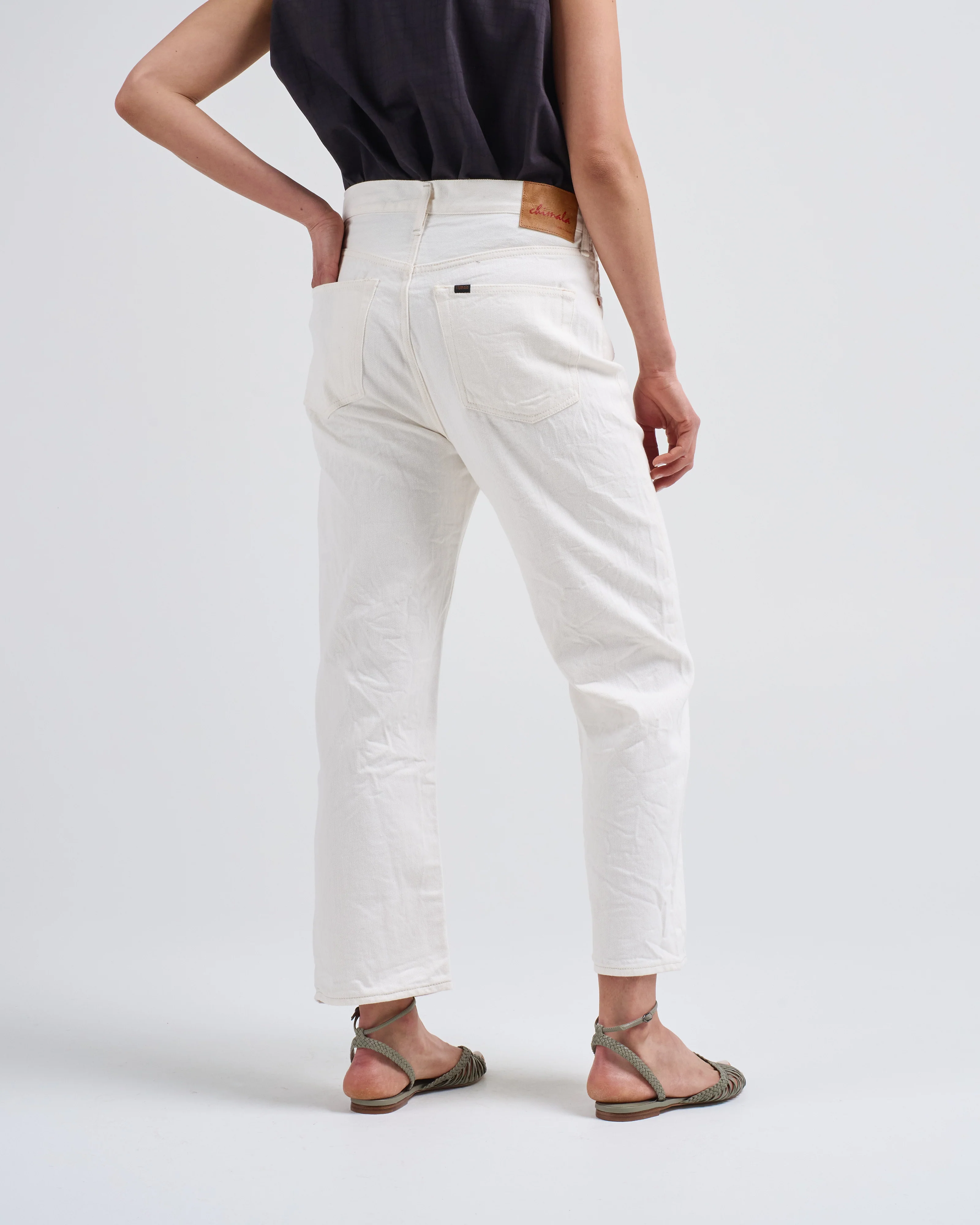 wide tapered cut - Image 4