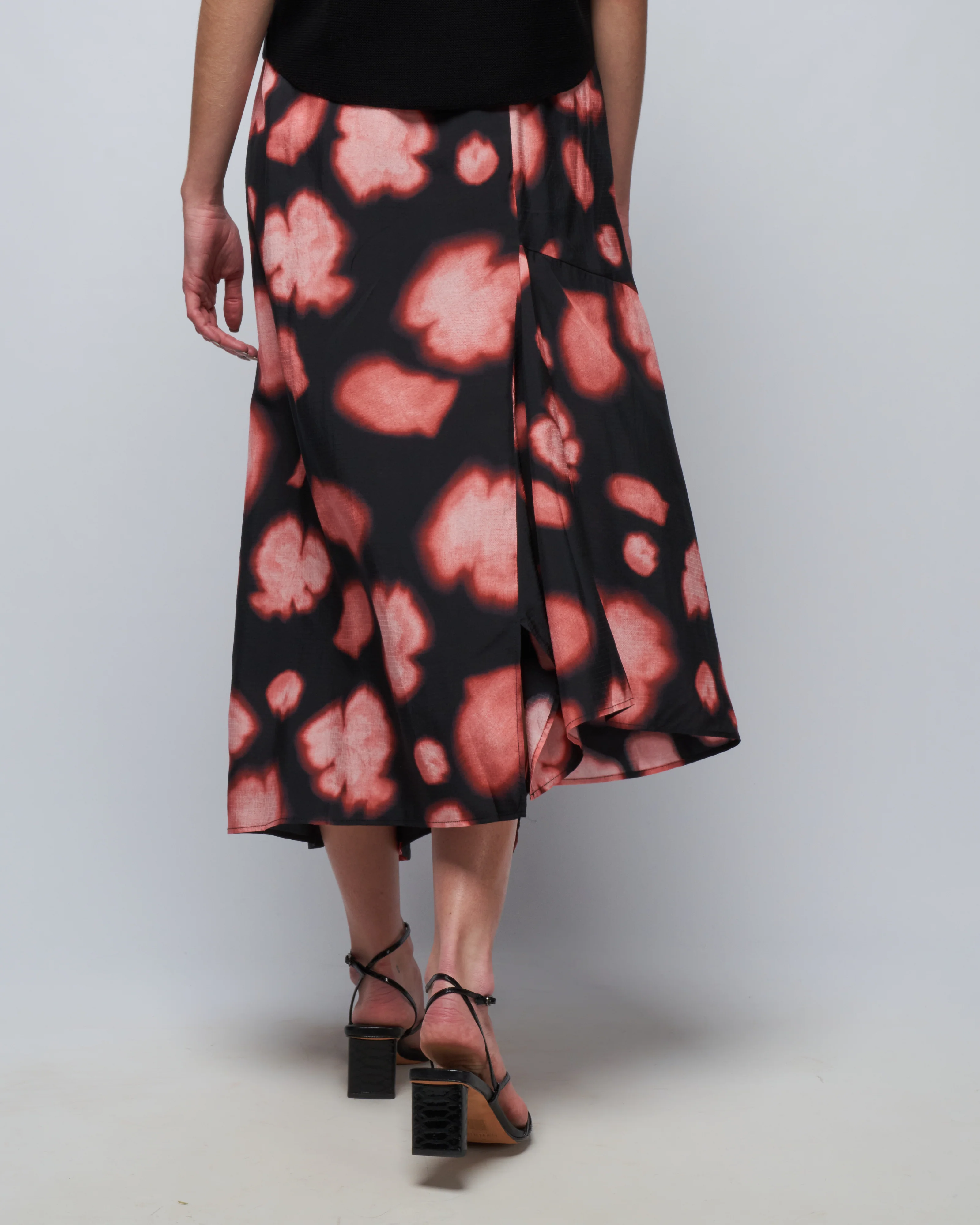 fluid elastic waistband skirt - coral leaves - Image 3