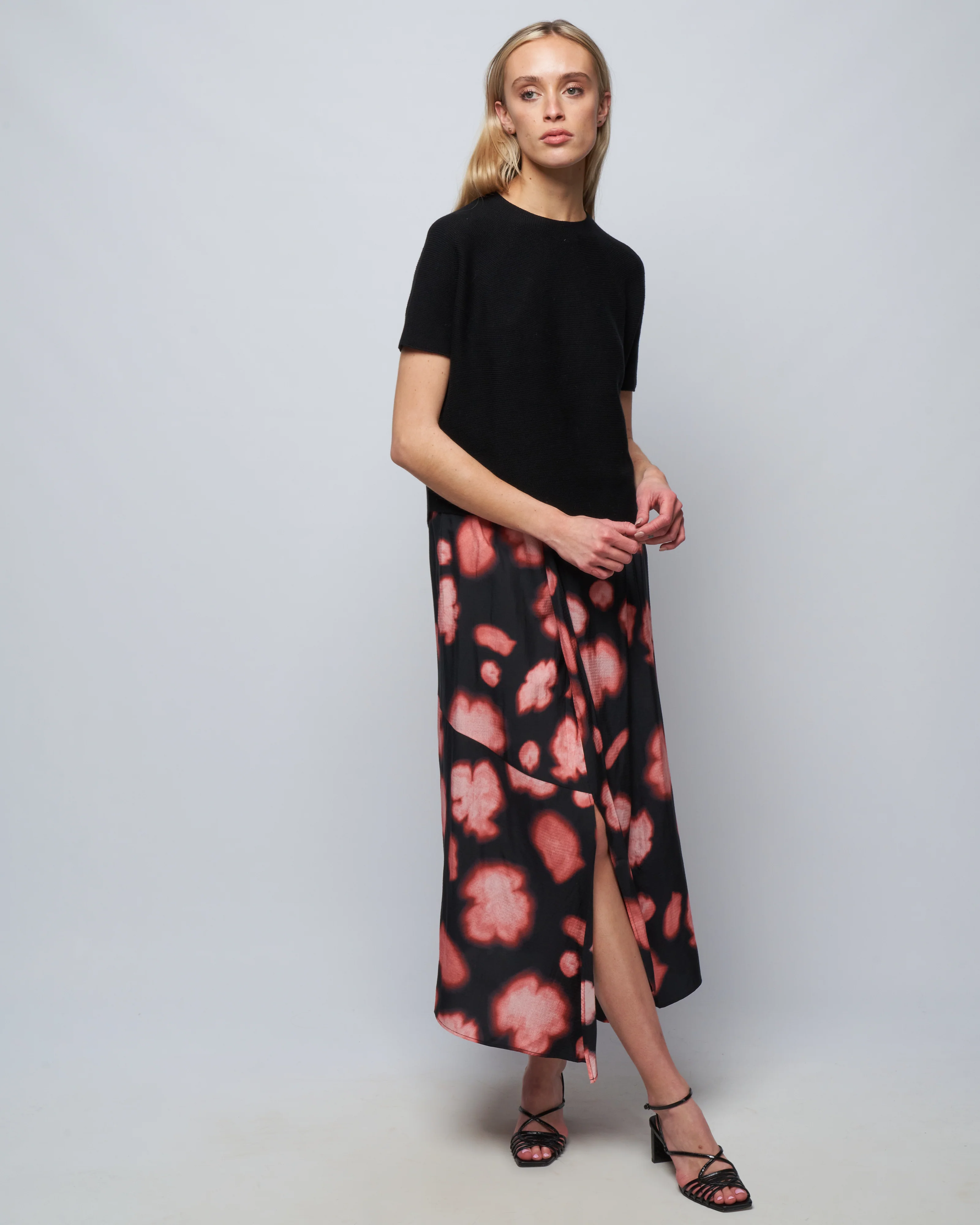 fluid elastic waistband skirt - coral leaves - Image 5