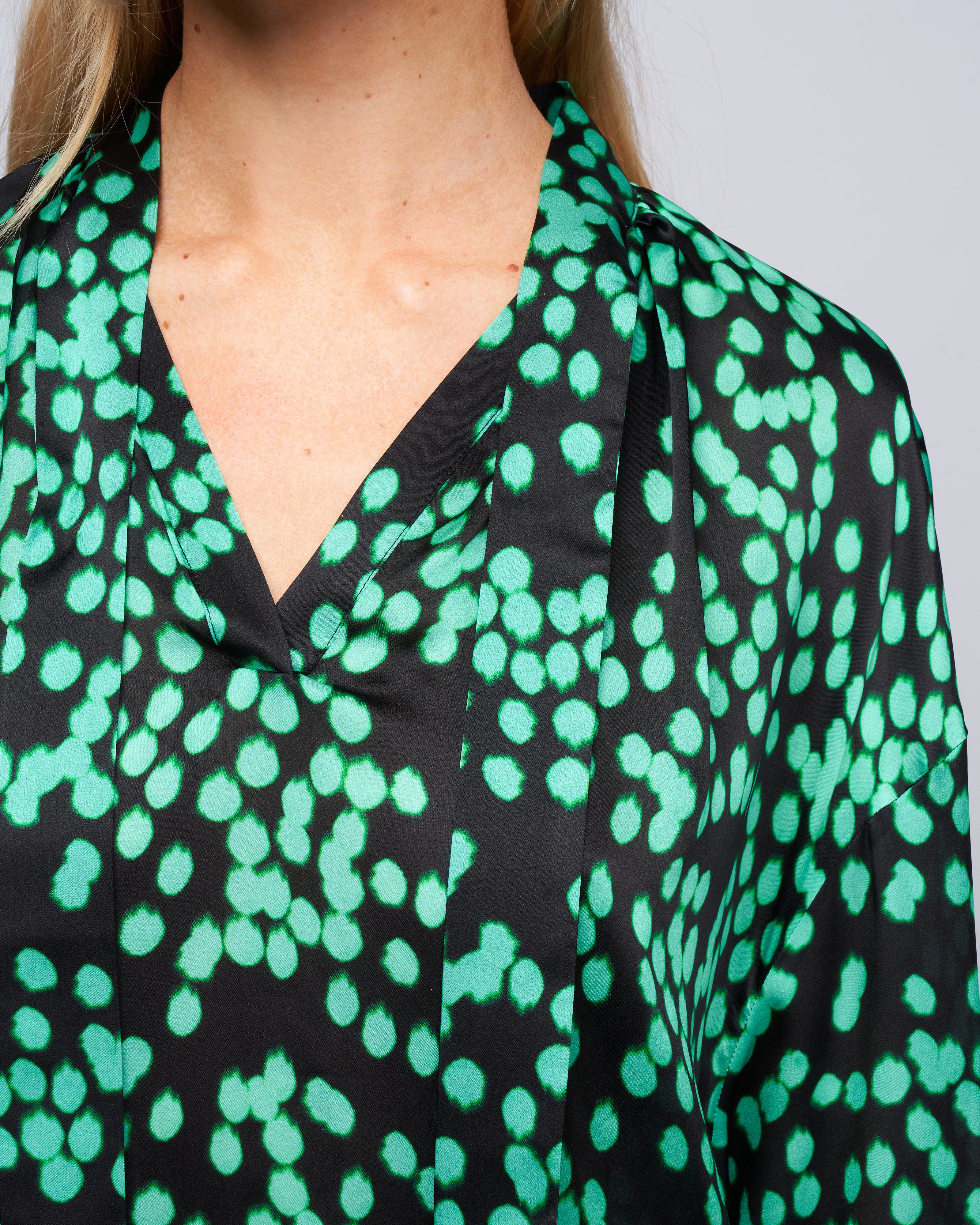 oversized shirt dress with gathered neckline & bow - green dots - Image 5