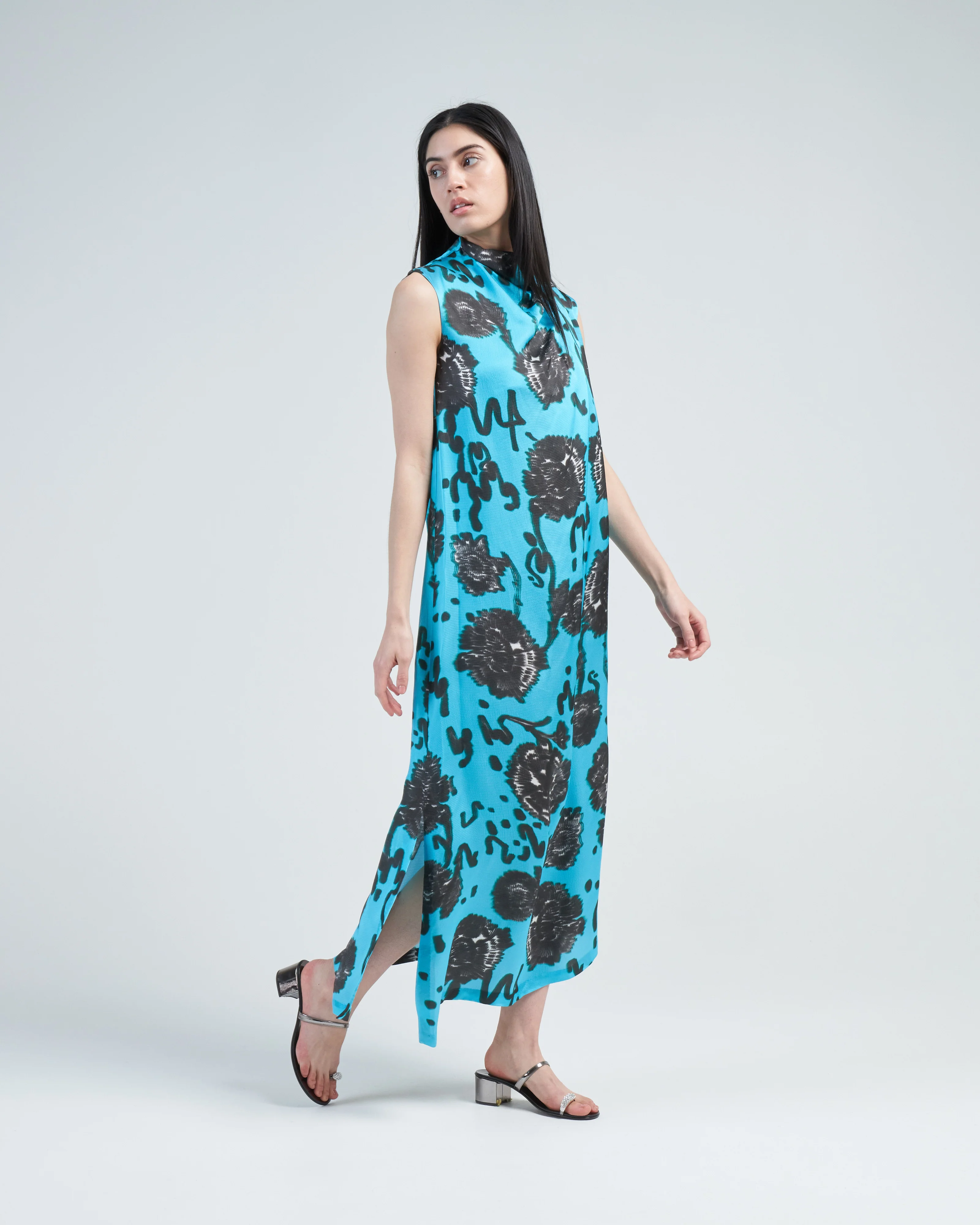 sleeveless printed dress - Image 2