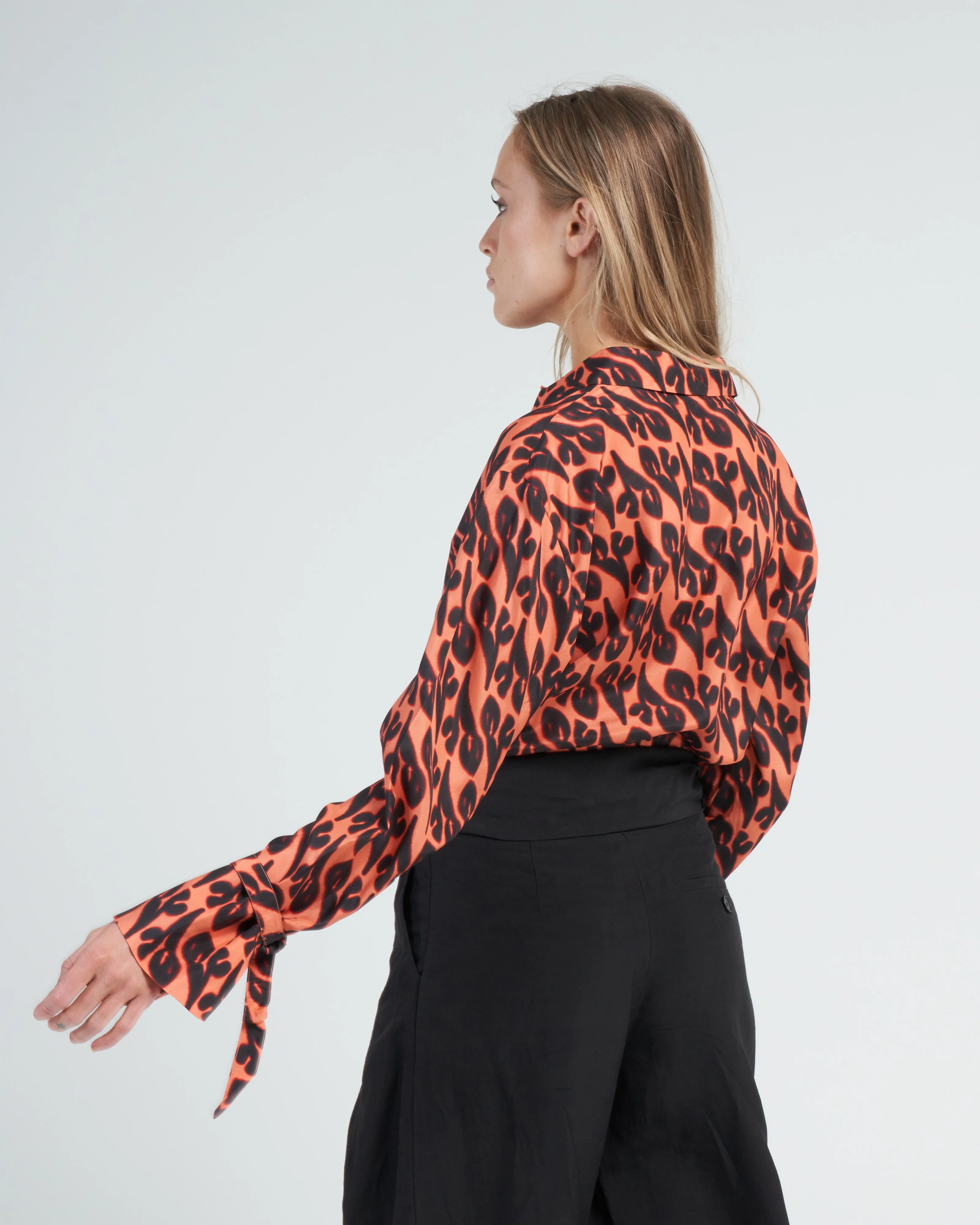 taikat print collared blouse - coral red palash - Image 4