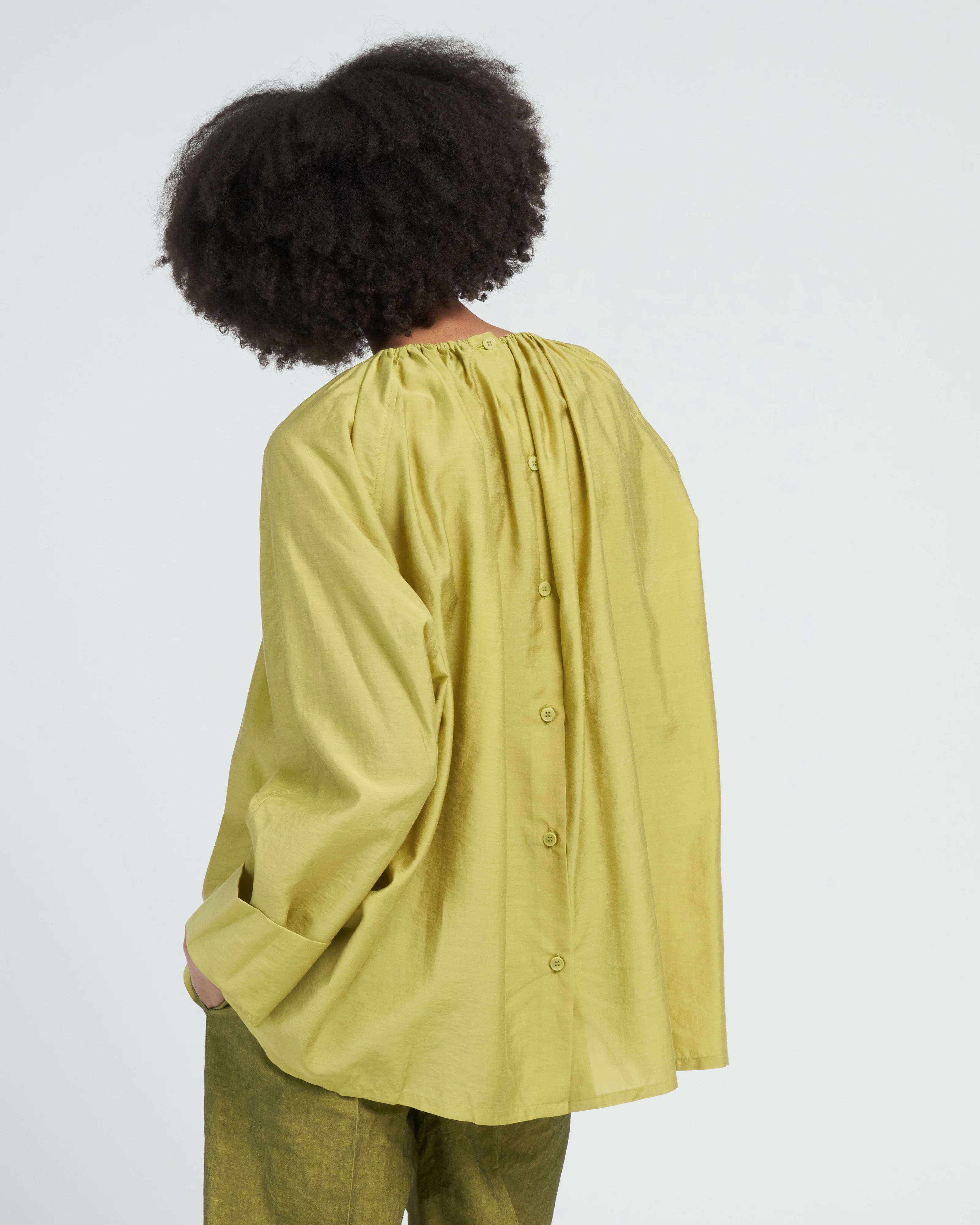 tejat gathered button top - green gold - Image 4