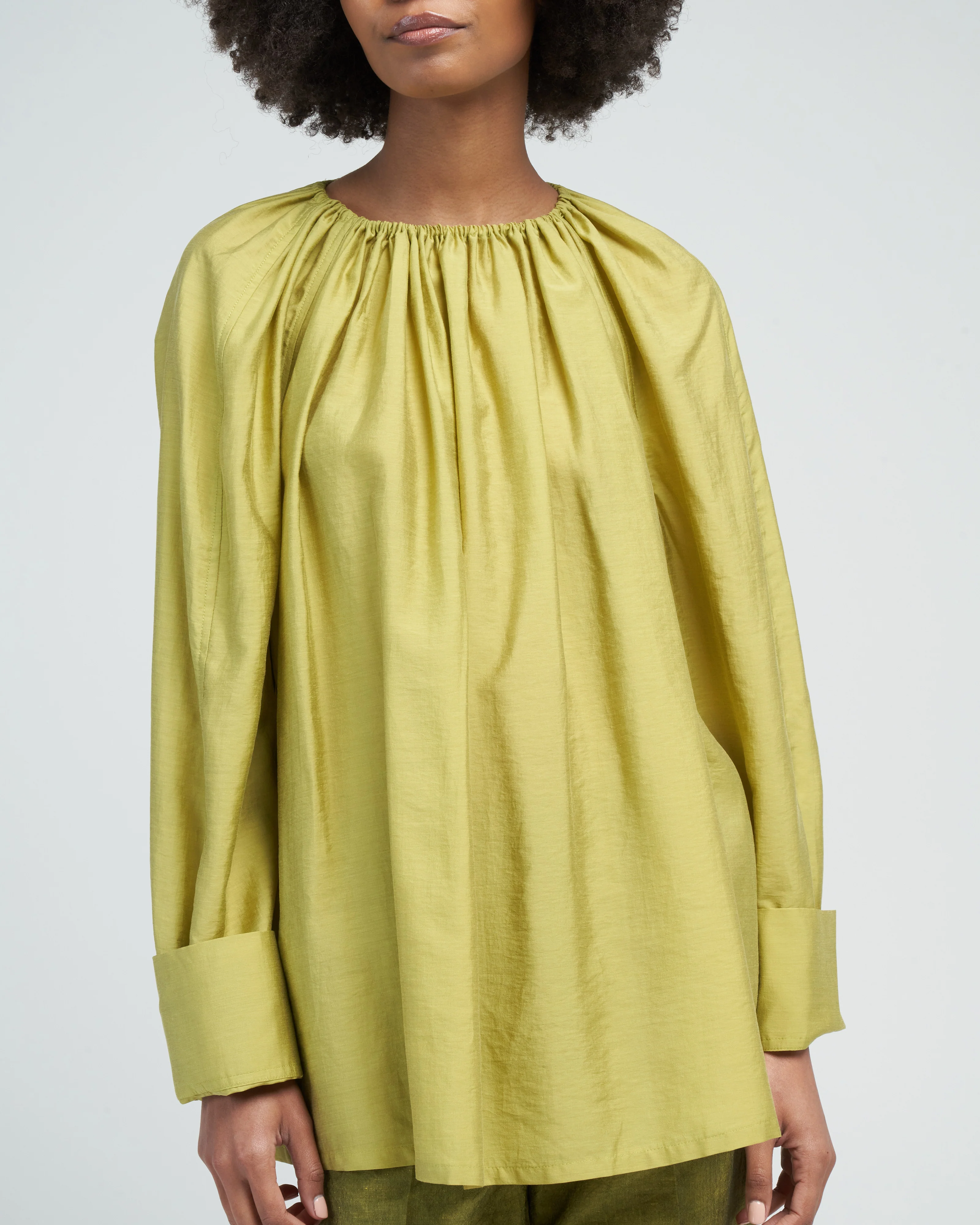 tejat gathered button top - green gold - Image 5