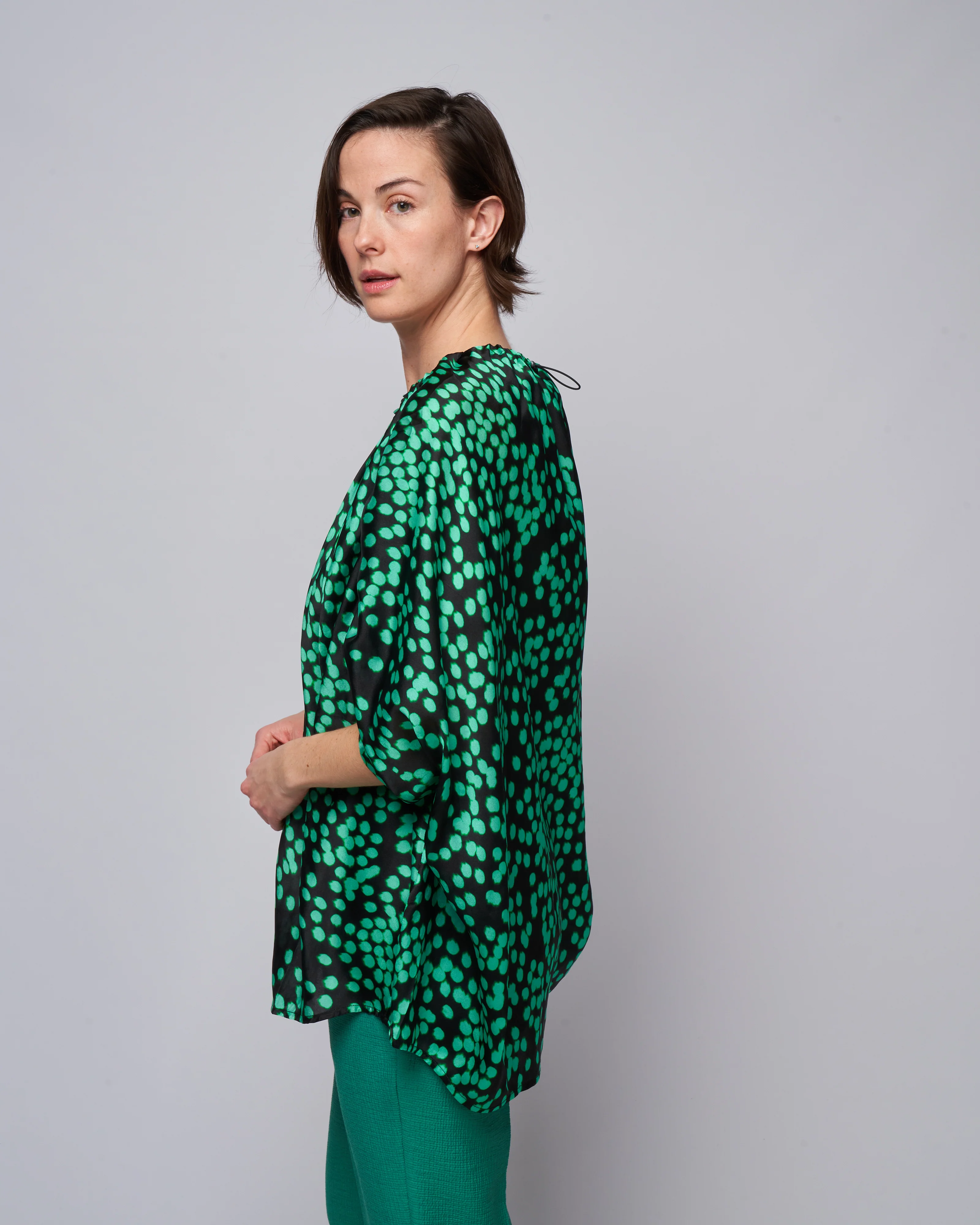 top with gathering - green dots - Image 3
