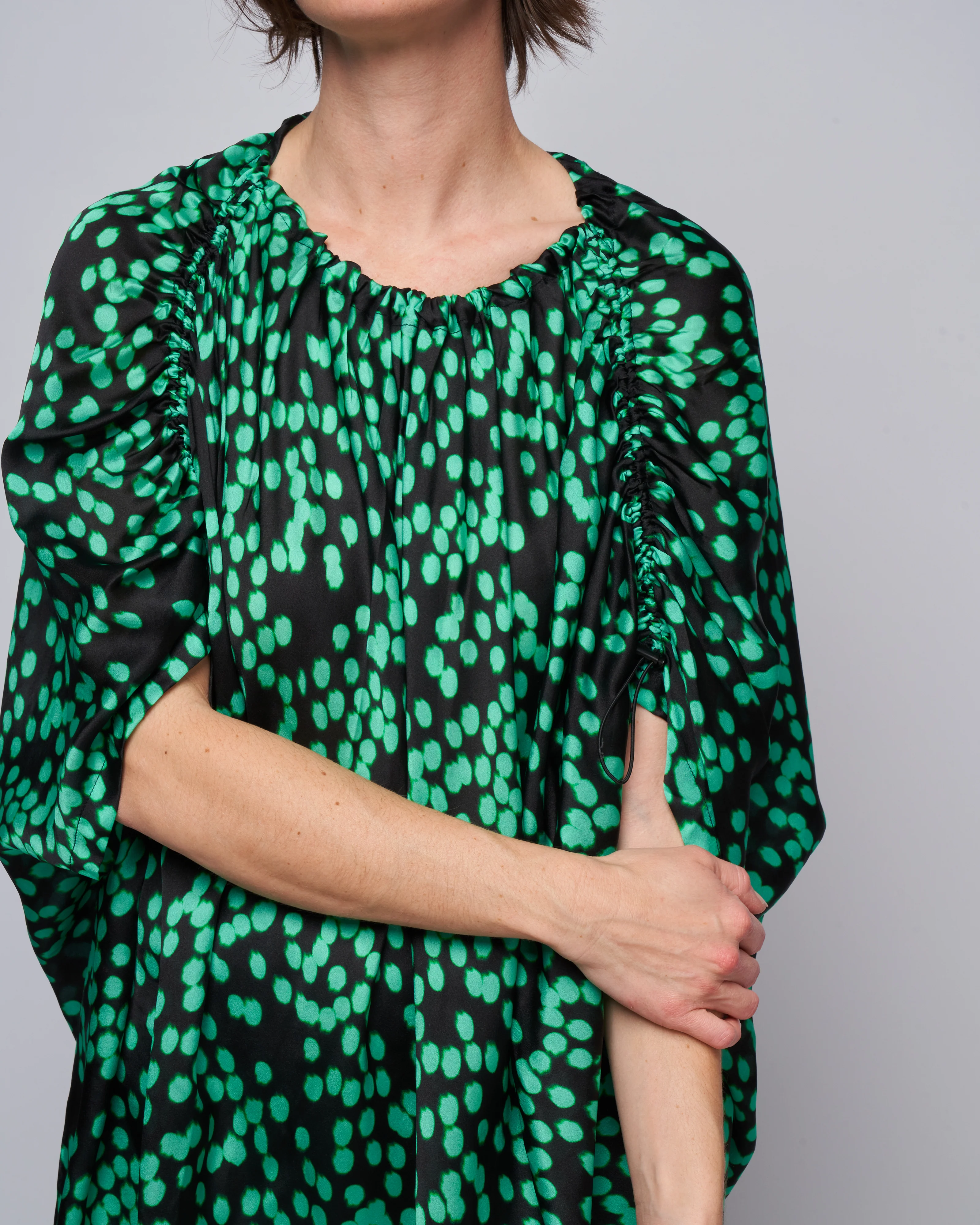 top with gathering - green dots - Image 5