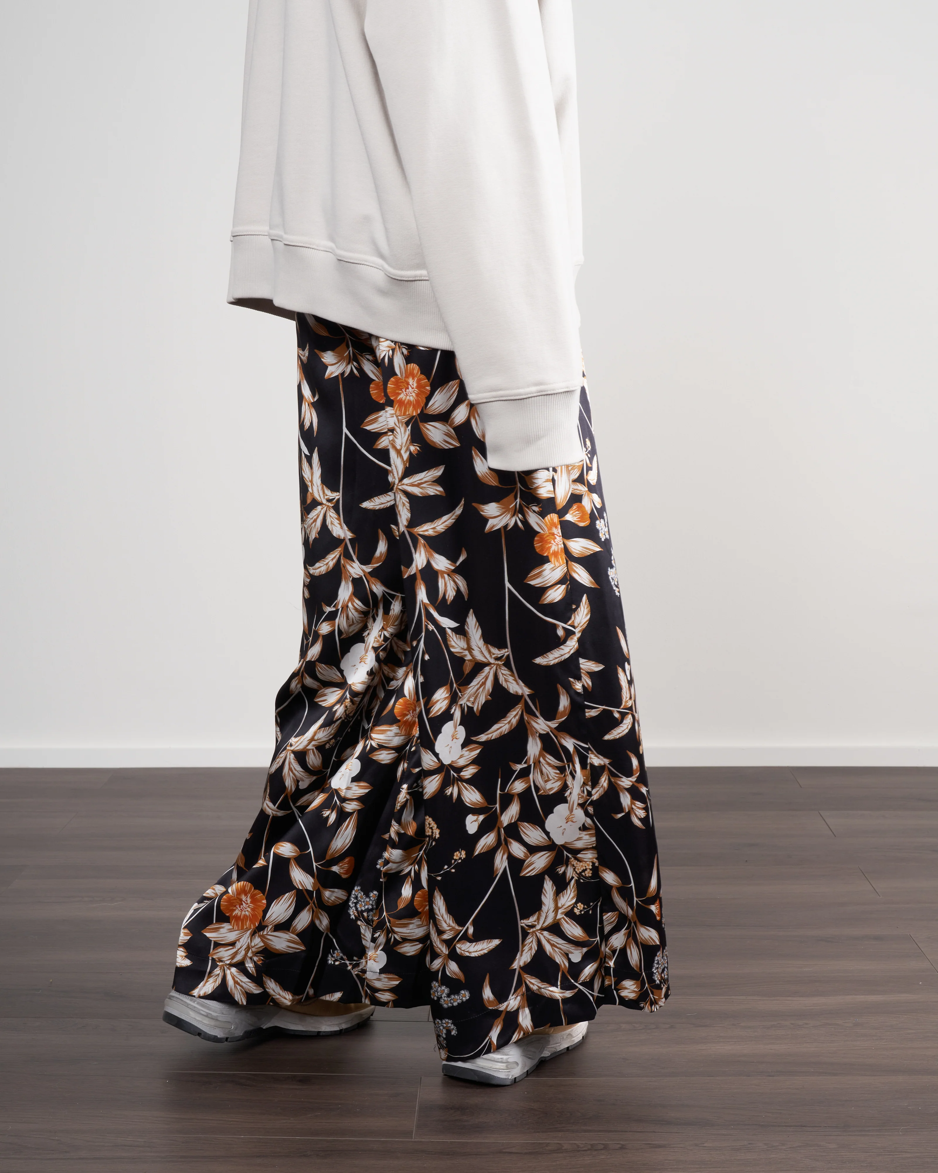 jade silk pant - black floral - Image 2