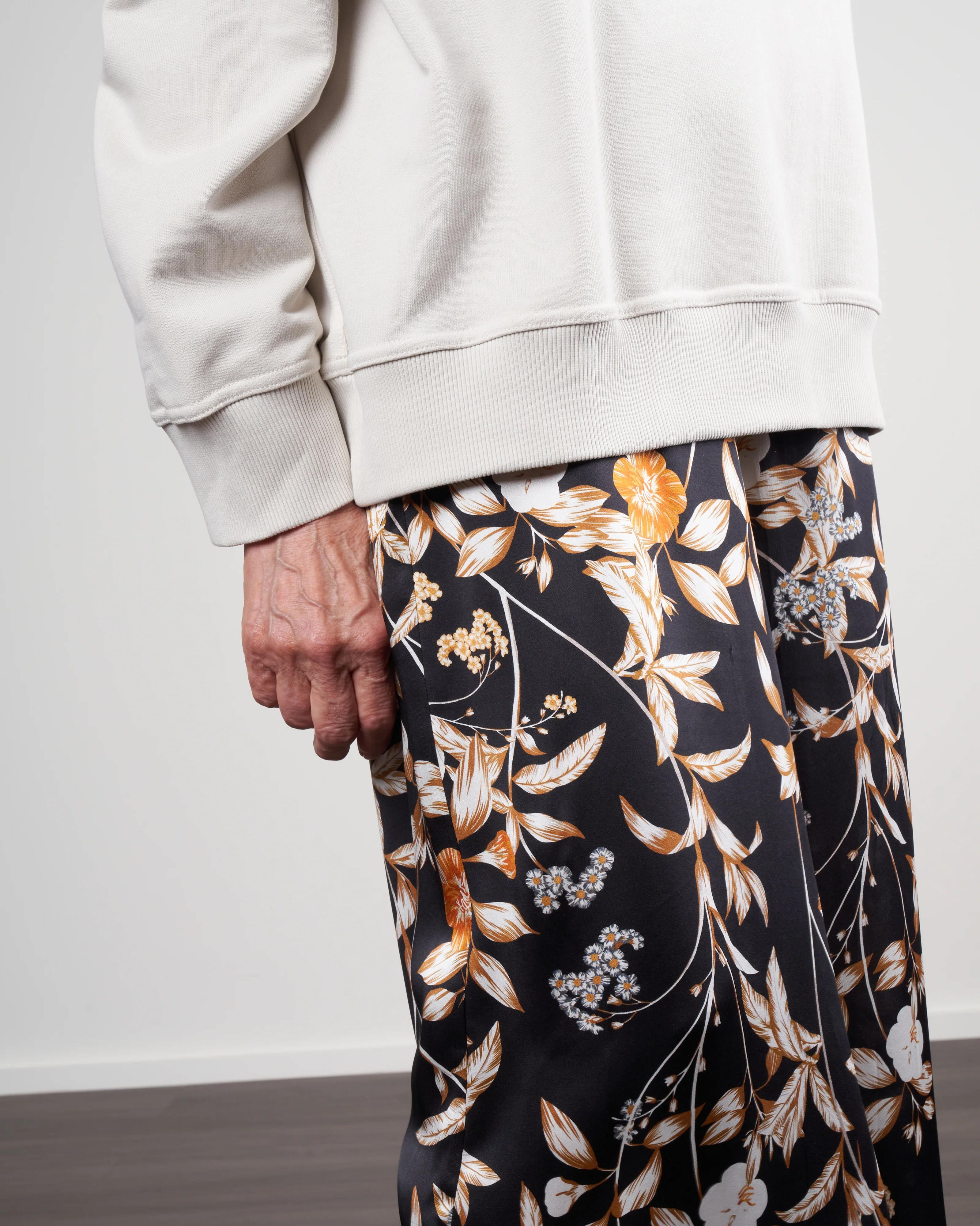 jade silk pant - black floral - Image 4